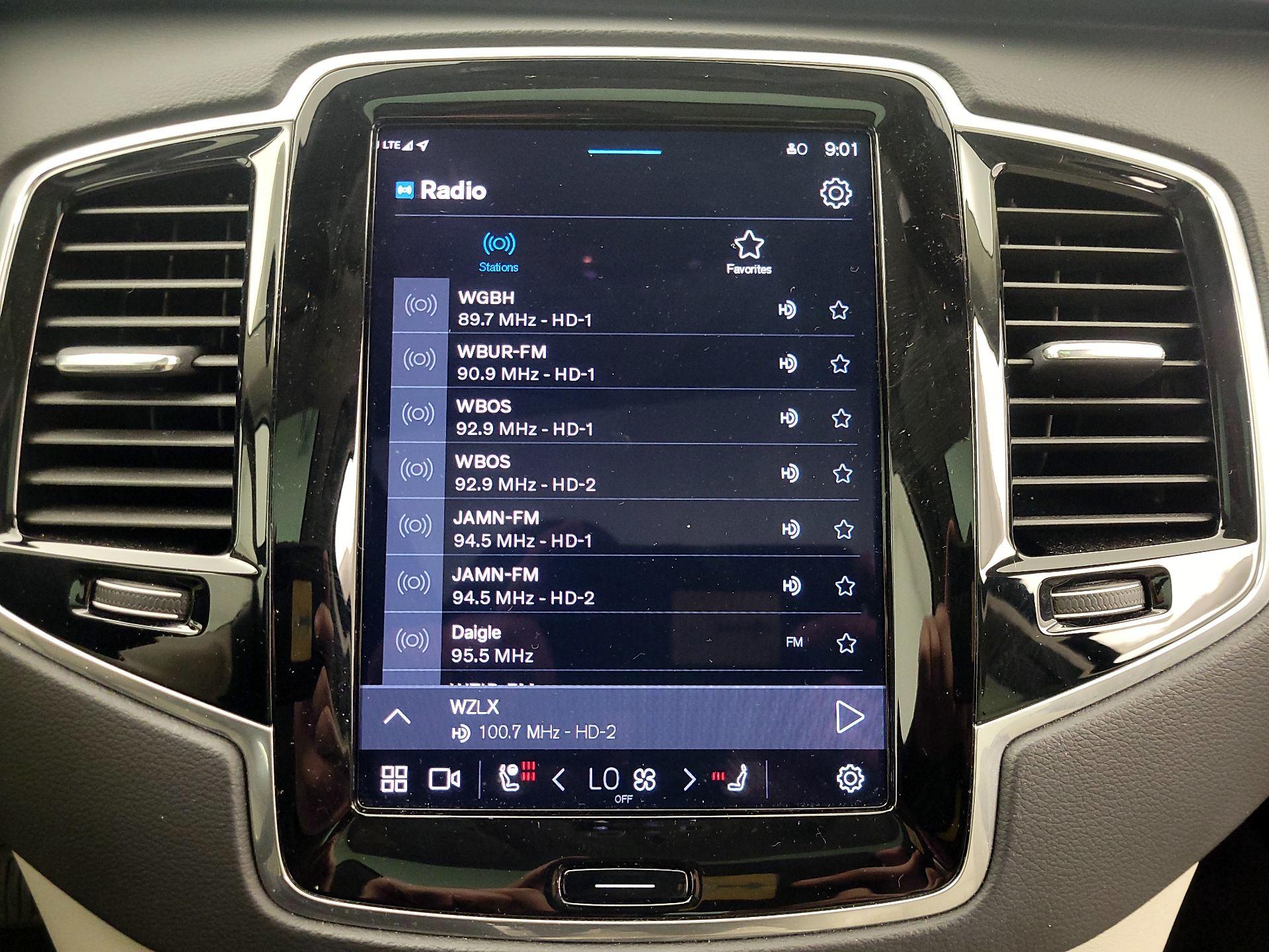 Thumbnail: 2023 Volvo XC90 - 16