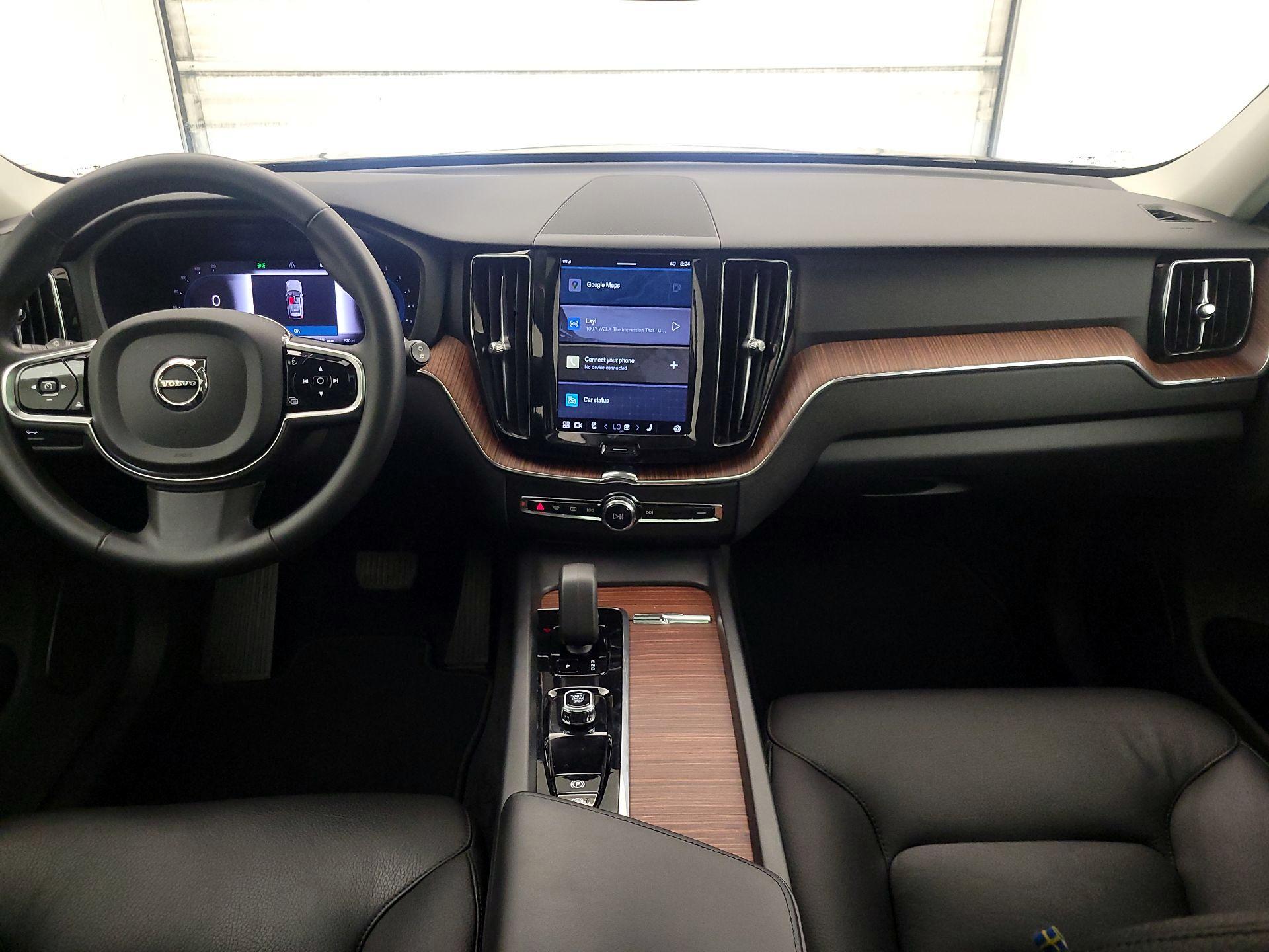 Thumbnail: 2023 Volvo XC60 - 9