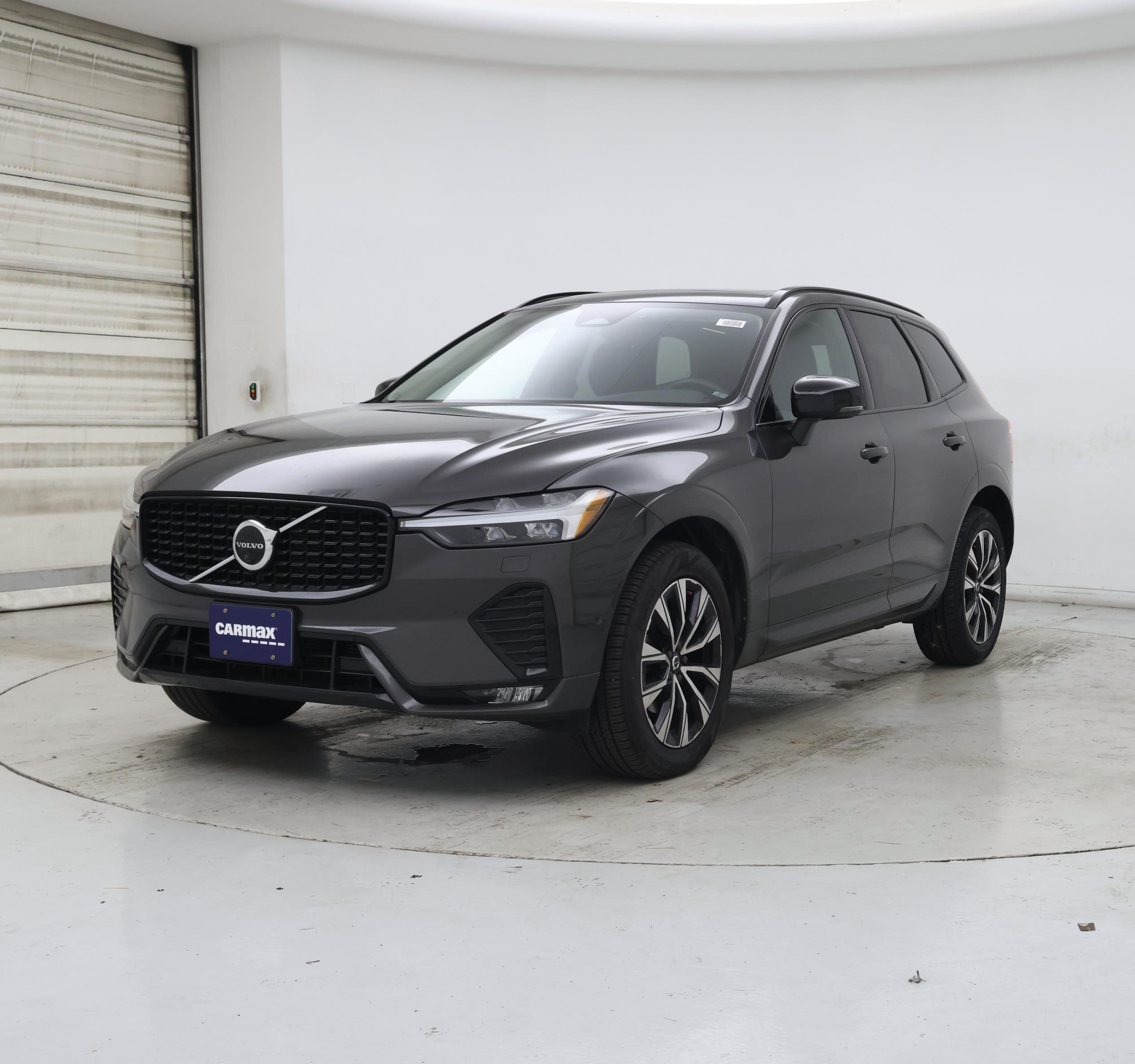 Thumbnail: 2023 Volvo XC60 - 4