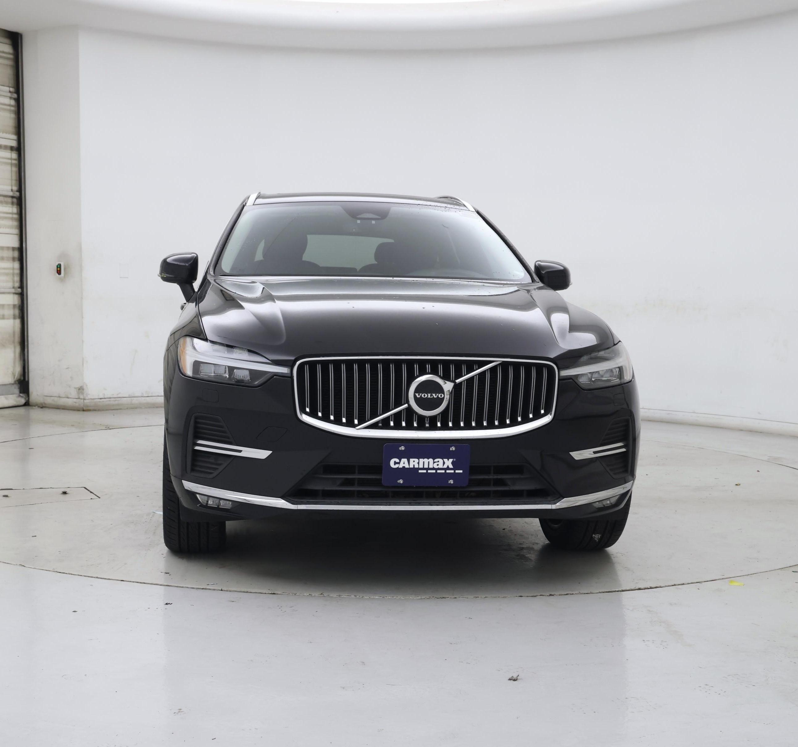 Thumbnail: 2022 Volvo XC60 - 5