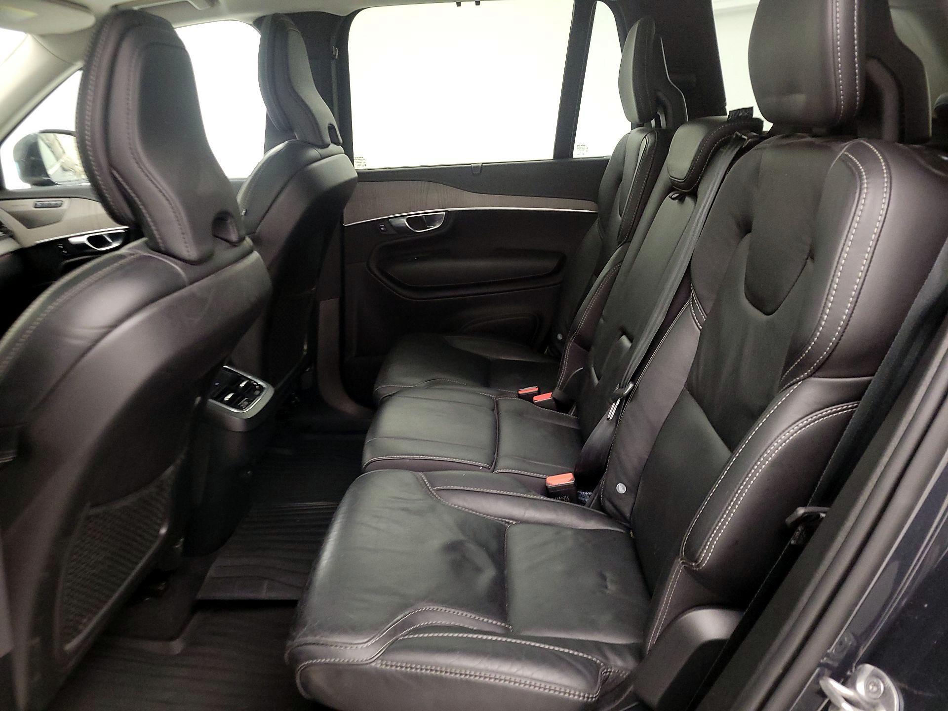 Thumbnail: 2022 Volvo XC90 - 20