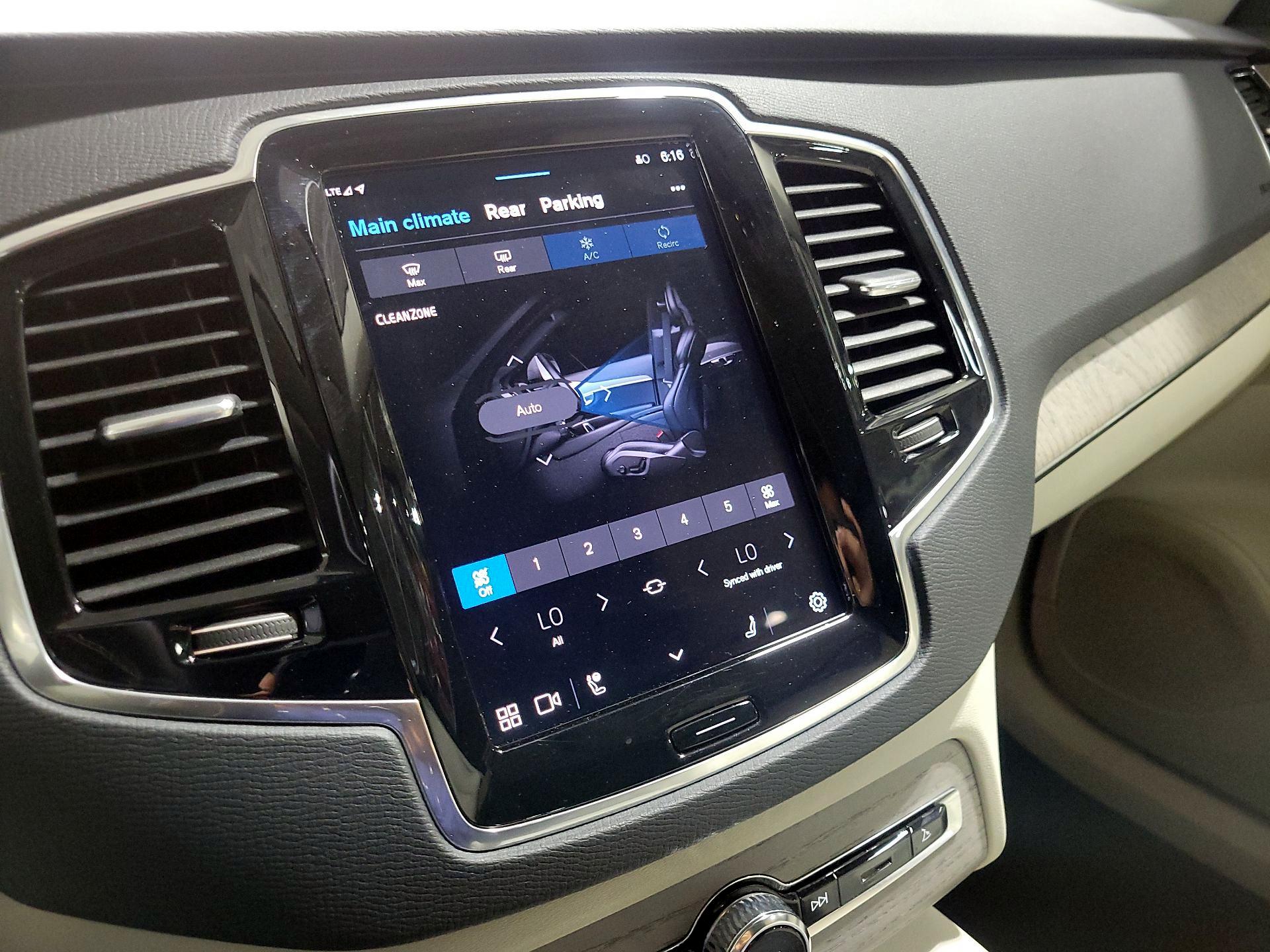 Thumbnail: 2024 Volvo XC90 - 17