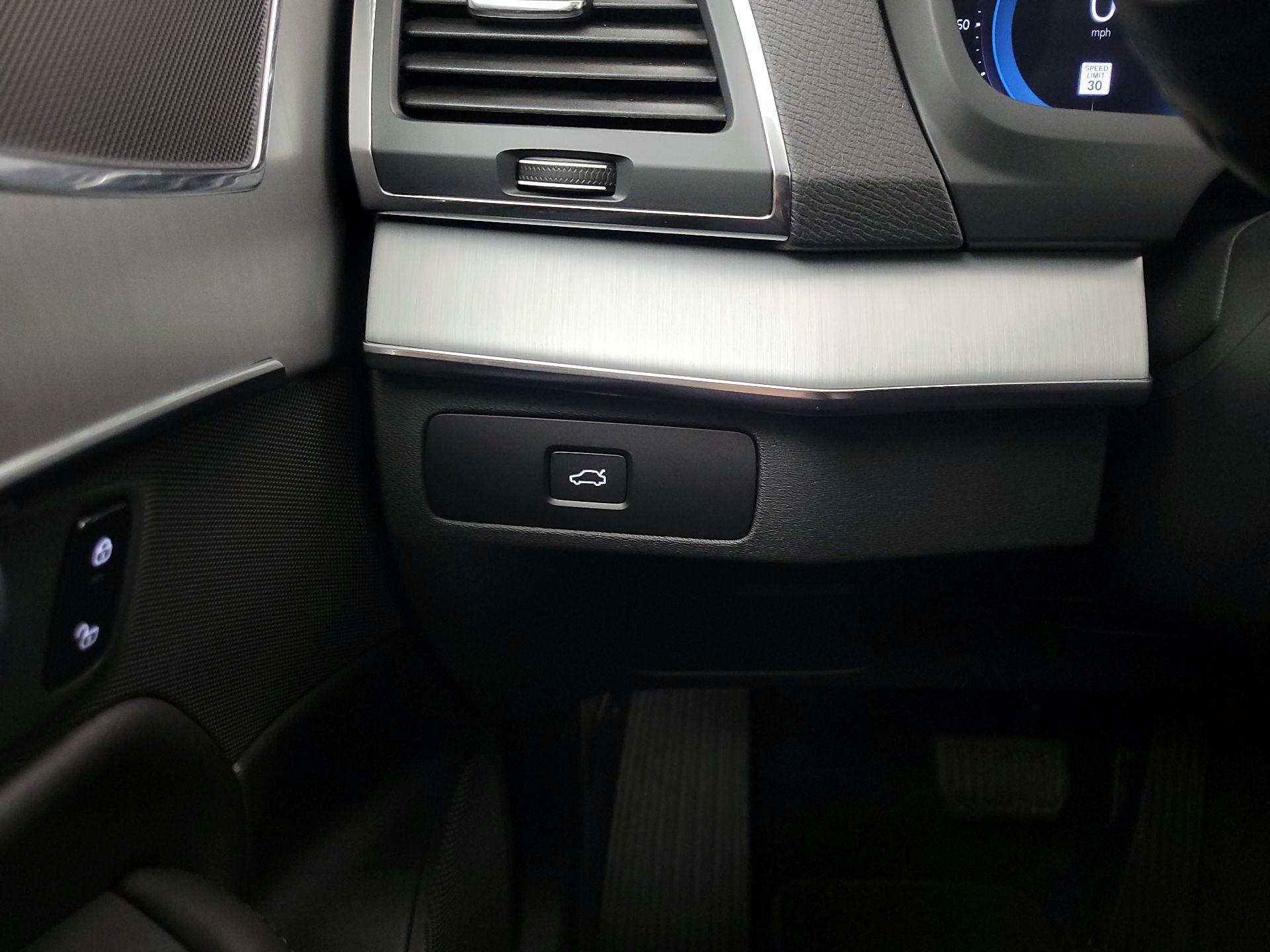 Thumbnail: 2024 Volvo XC90 - 13