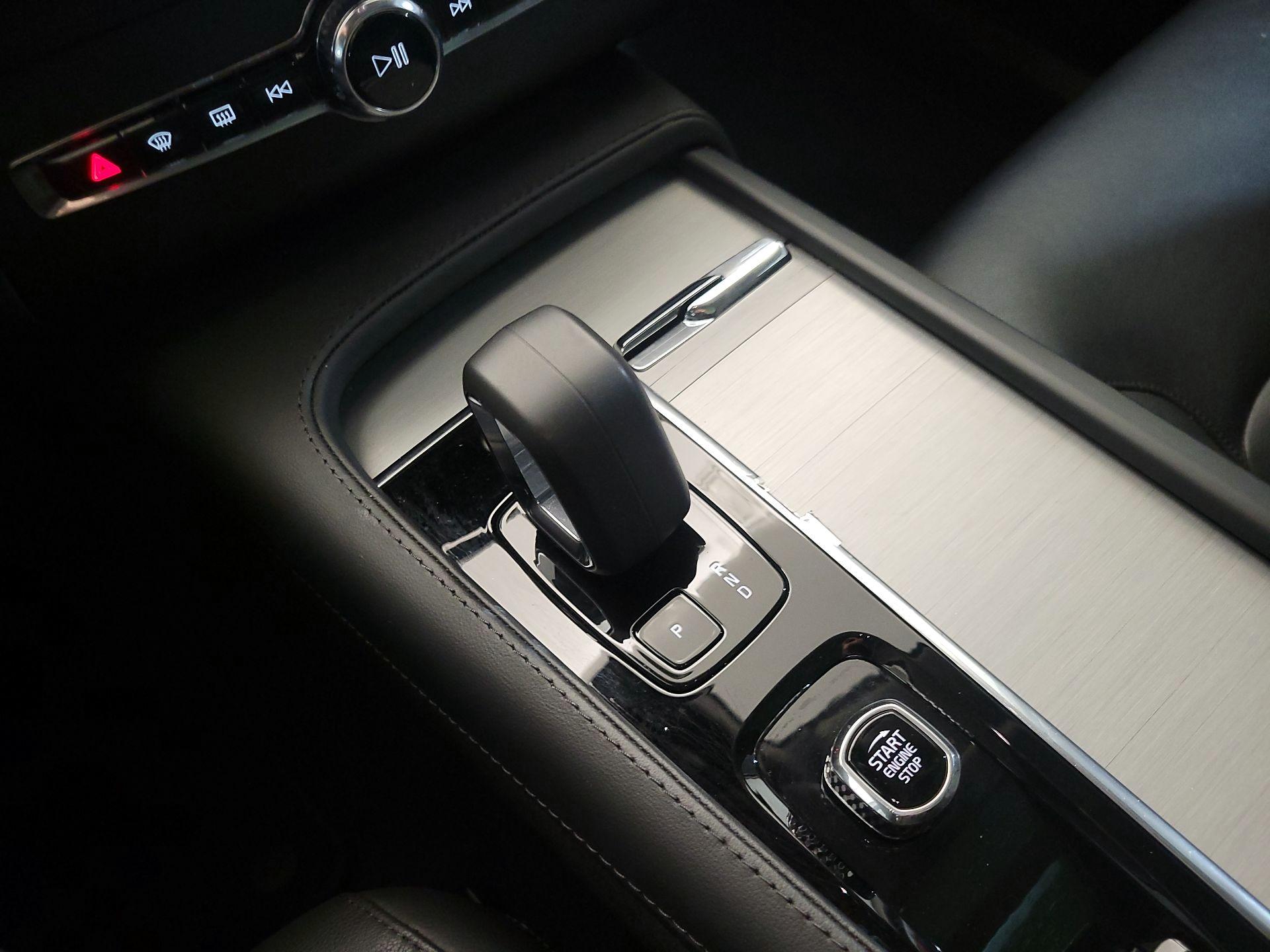 Thumbnail: 2024 Volvo XC90 - 17