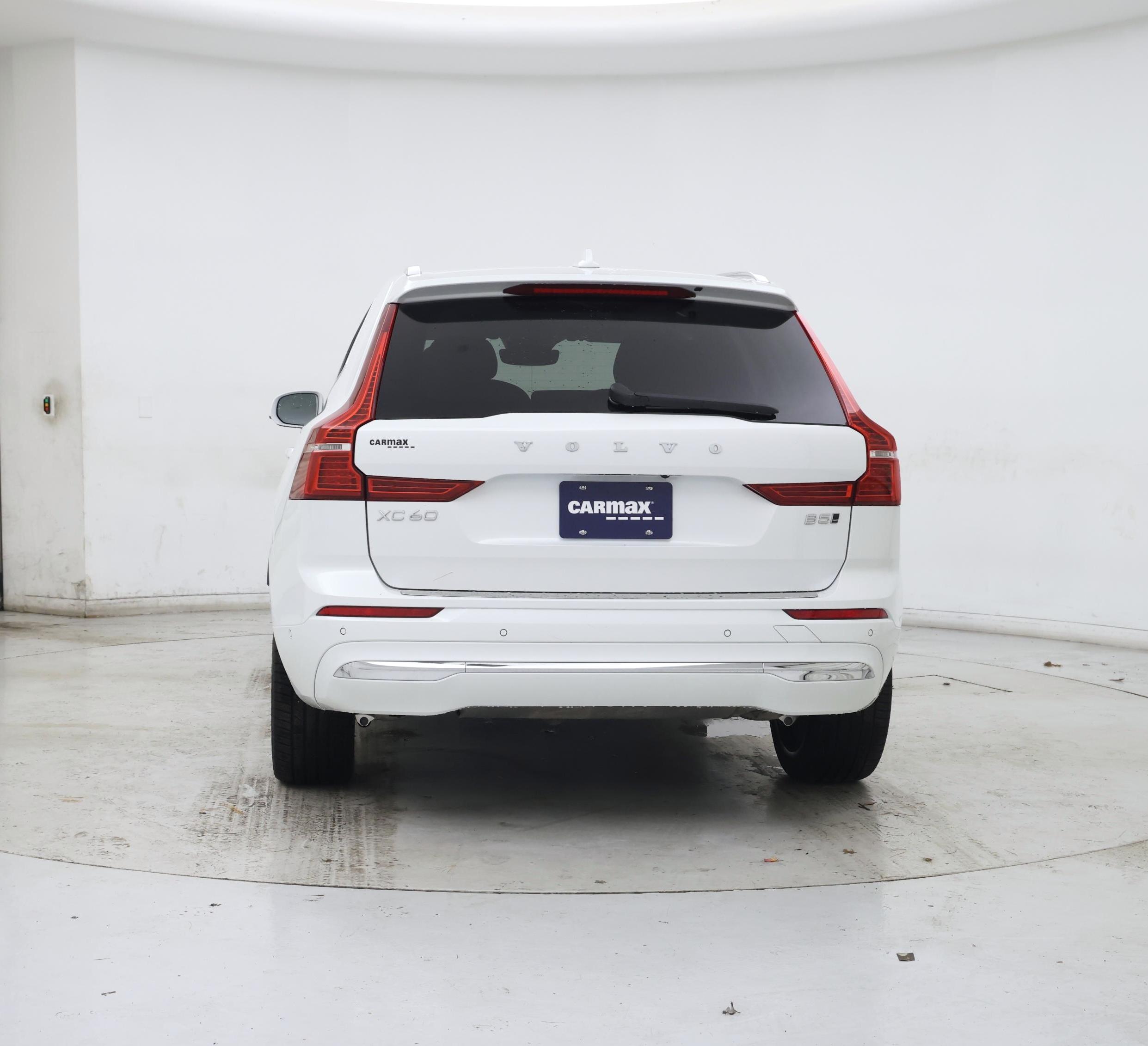 Thumbnail: 2023 Volvo XC60 - 6