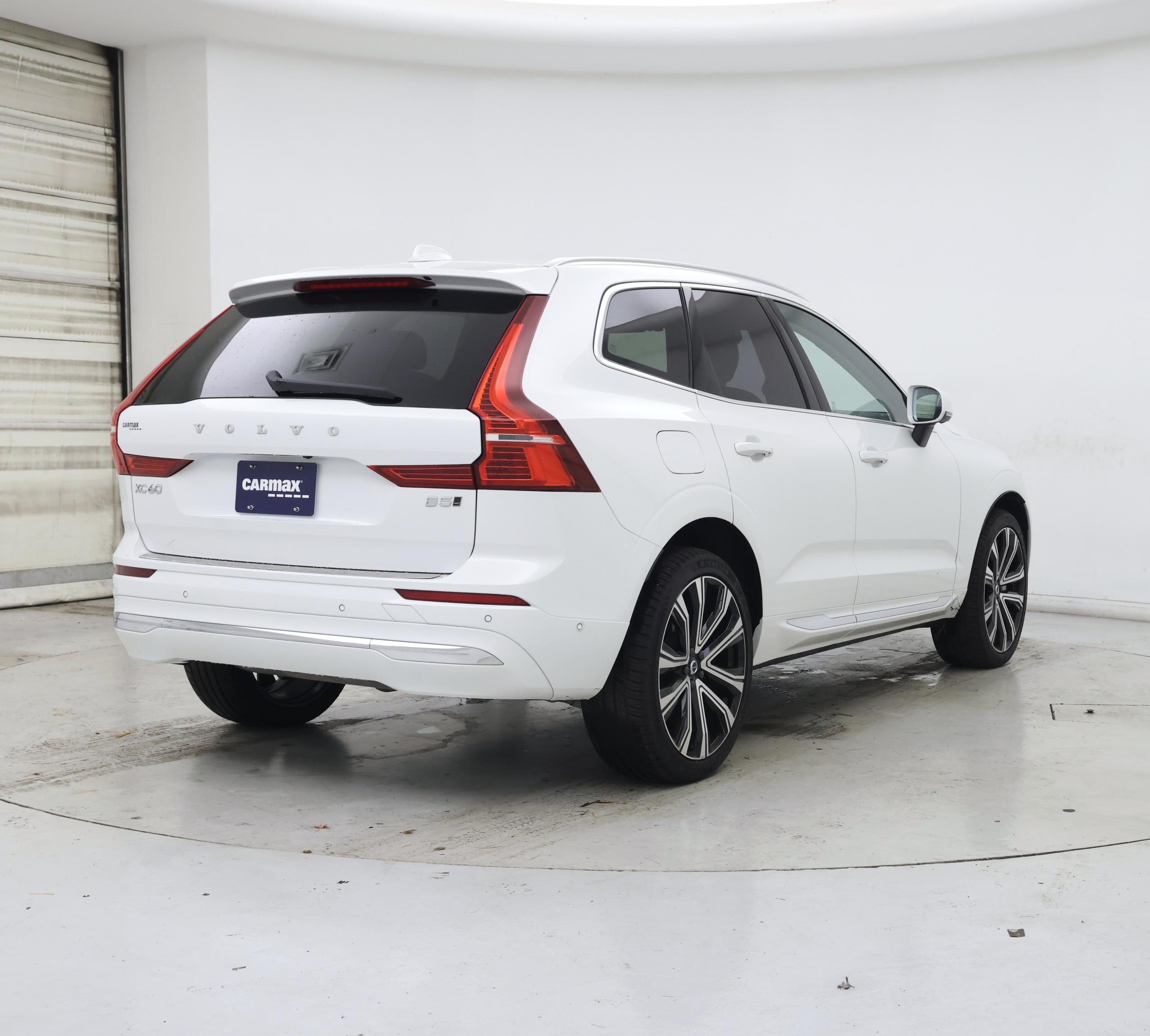 Thumbnail: 2023 Volvo XC60 - 8