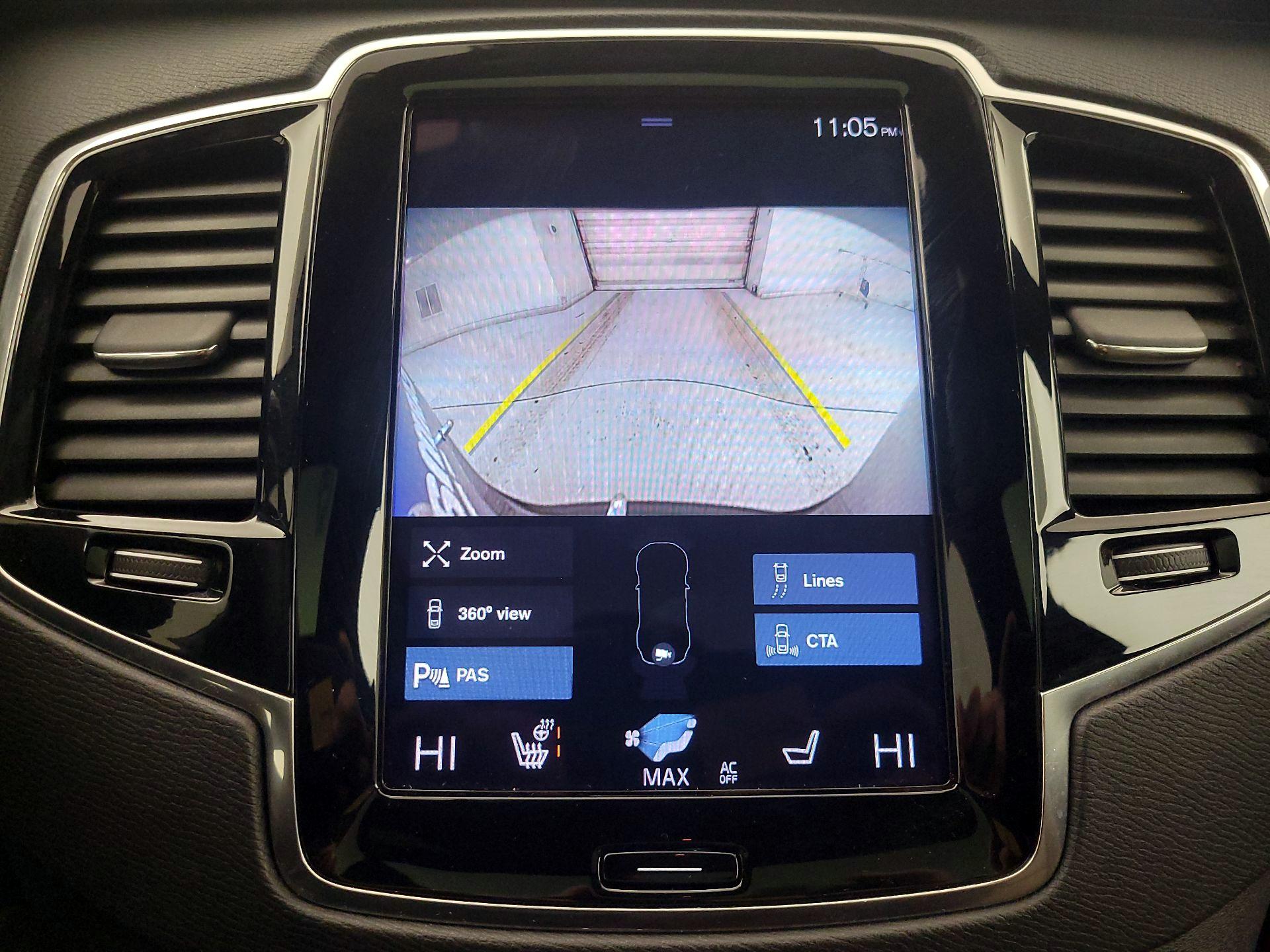 Thumbnail: 2022 Volvo XC90 - 15