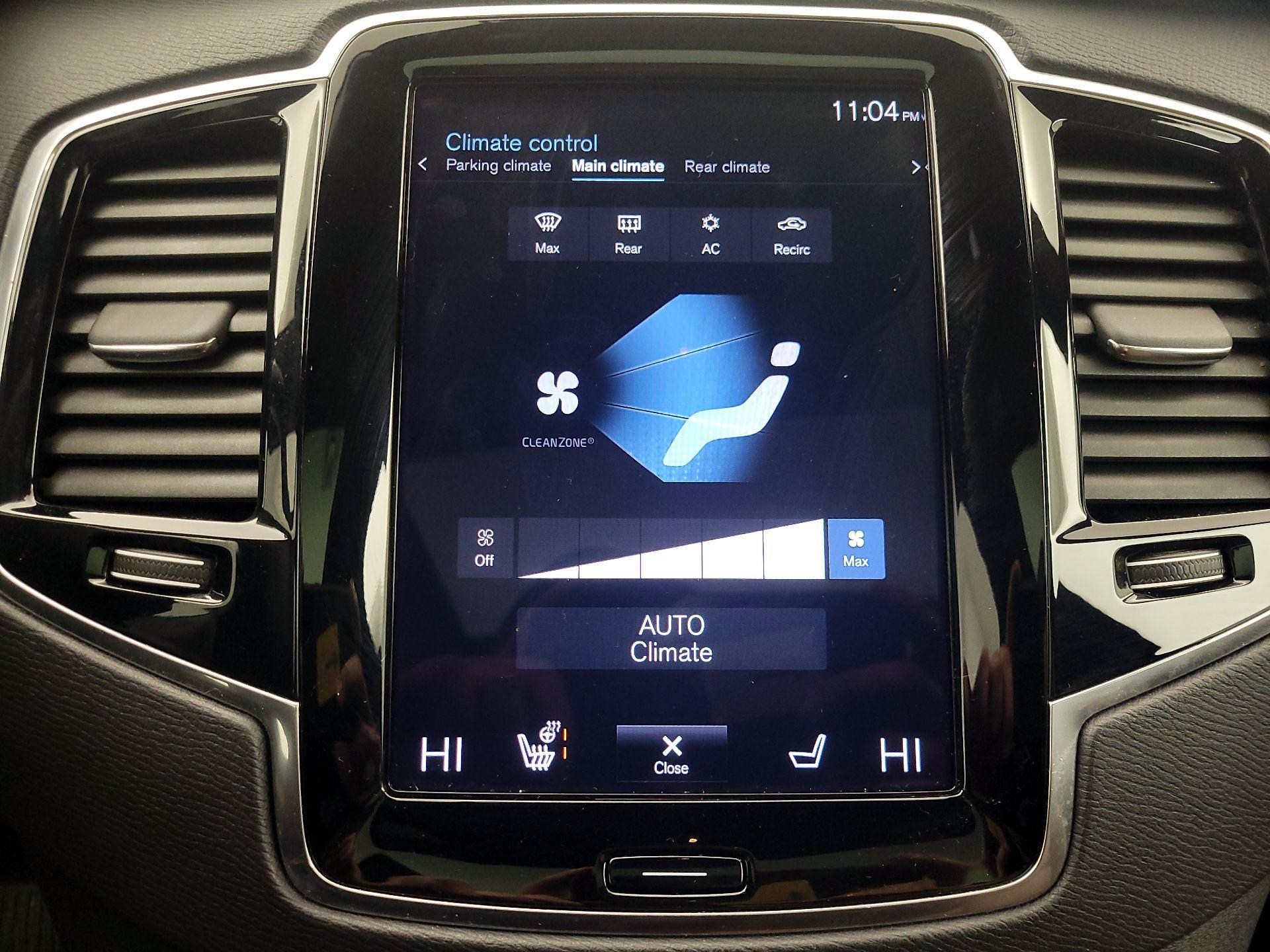 Thumbnail: 2022 Volvo XC90 - 17