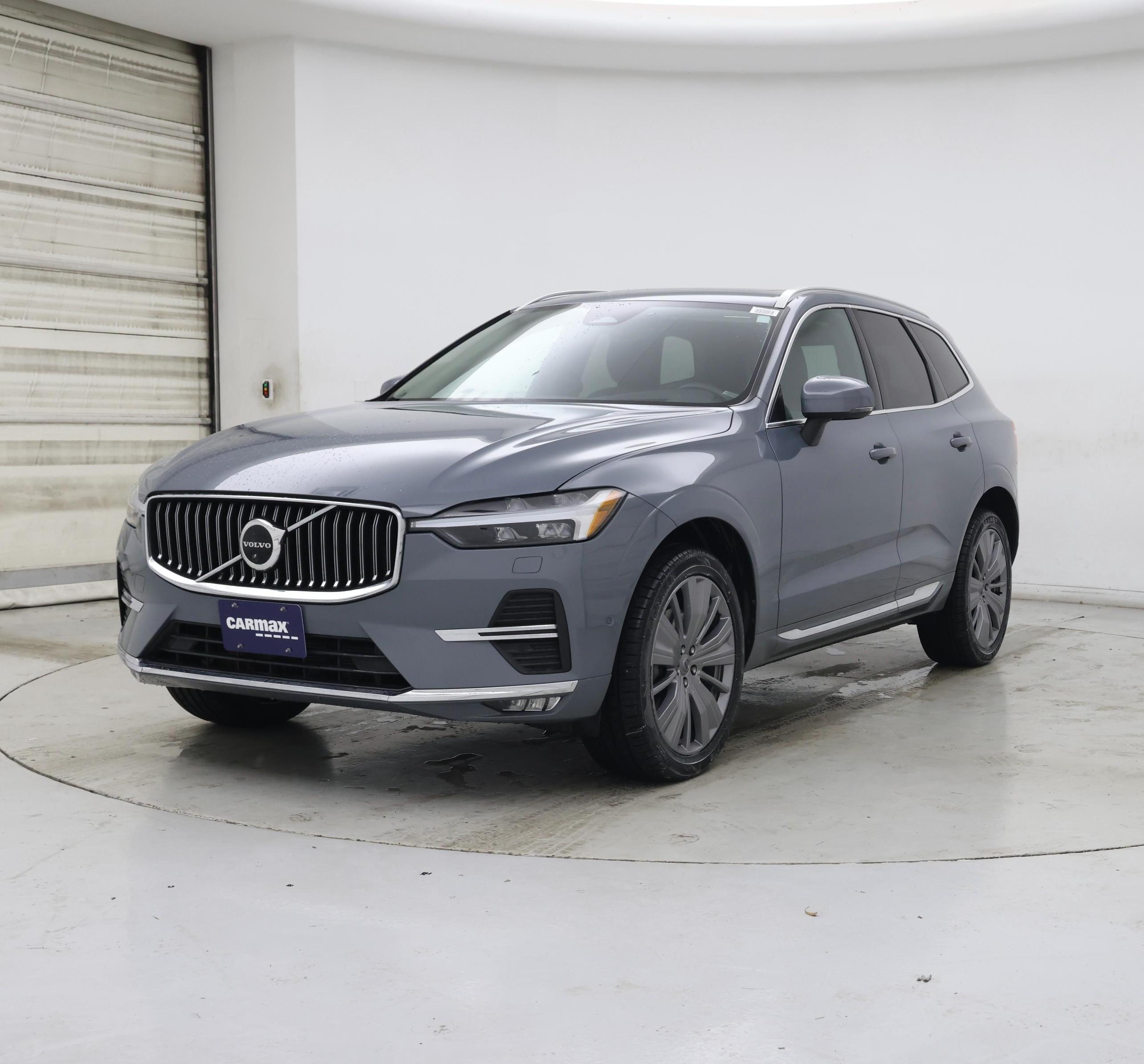 Thumbnail: 2022 Volvo XC60 - 4