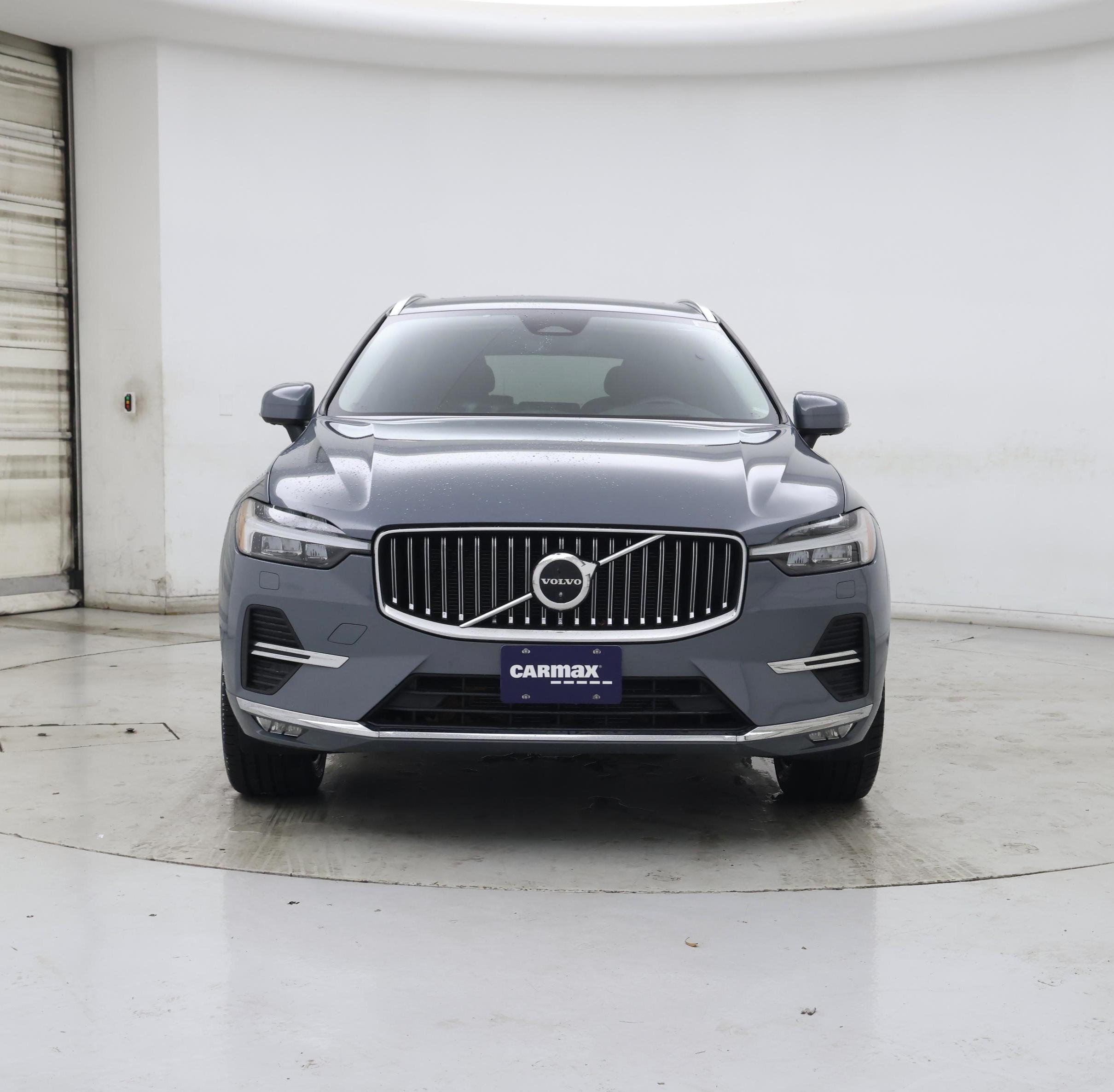 Thumbnail: 2022 Volvo XC60 - 5