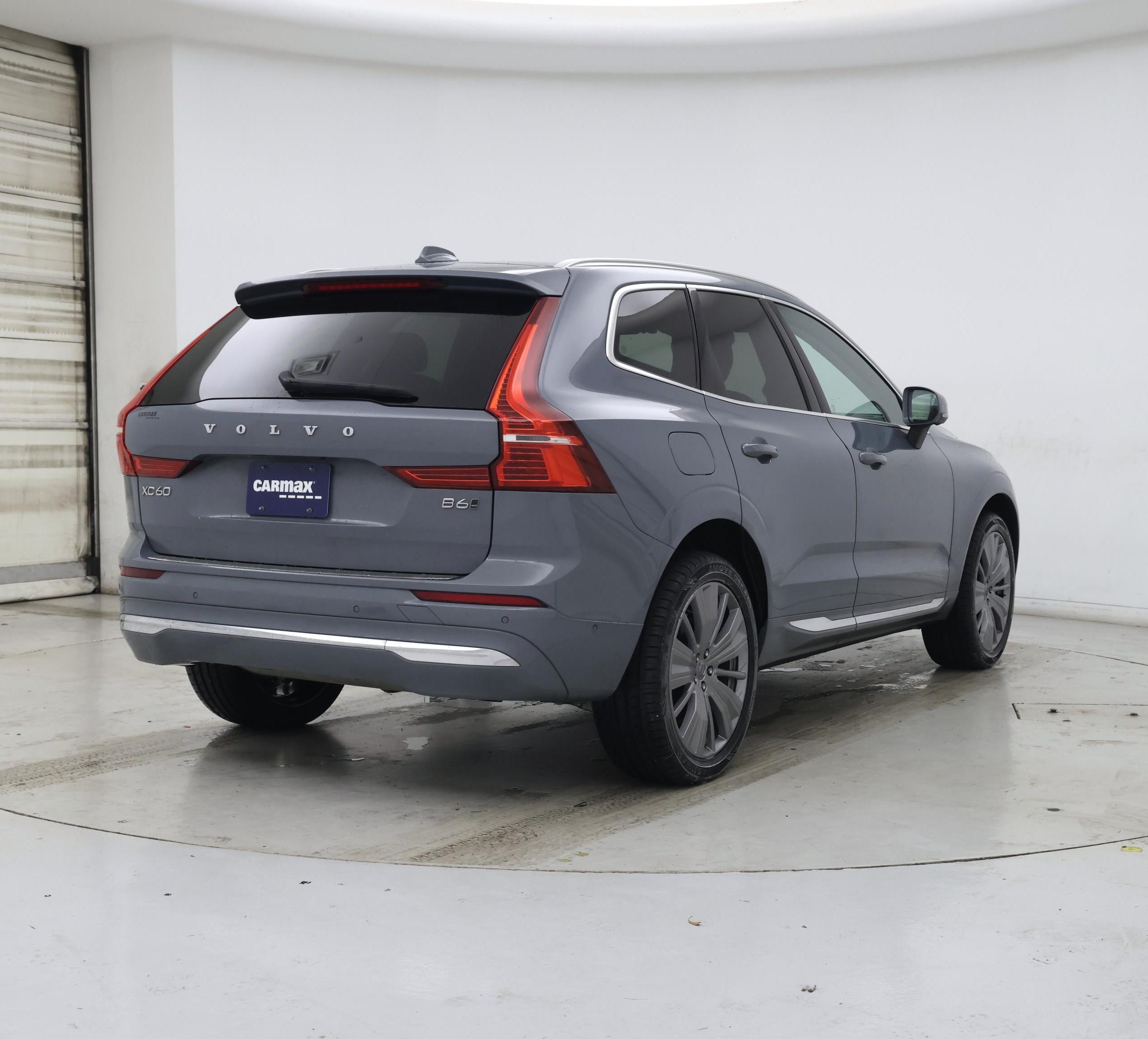 Thumbnail: 2022 Volvo XC60 - 8
