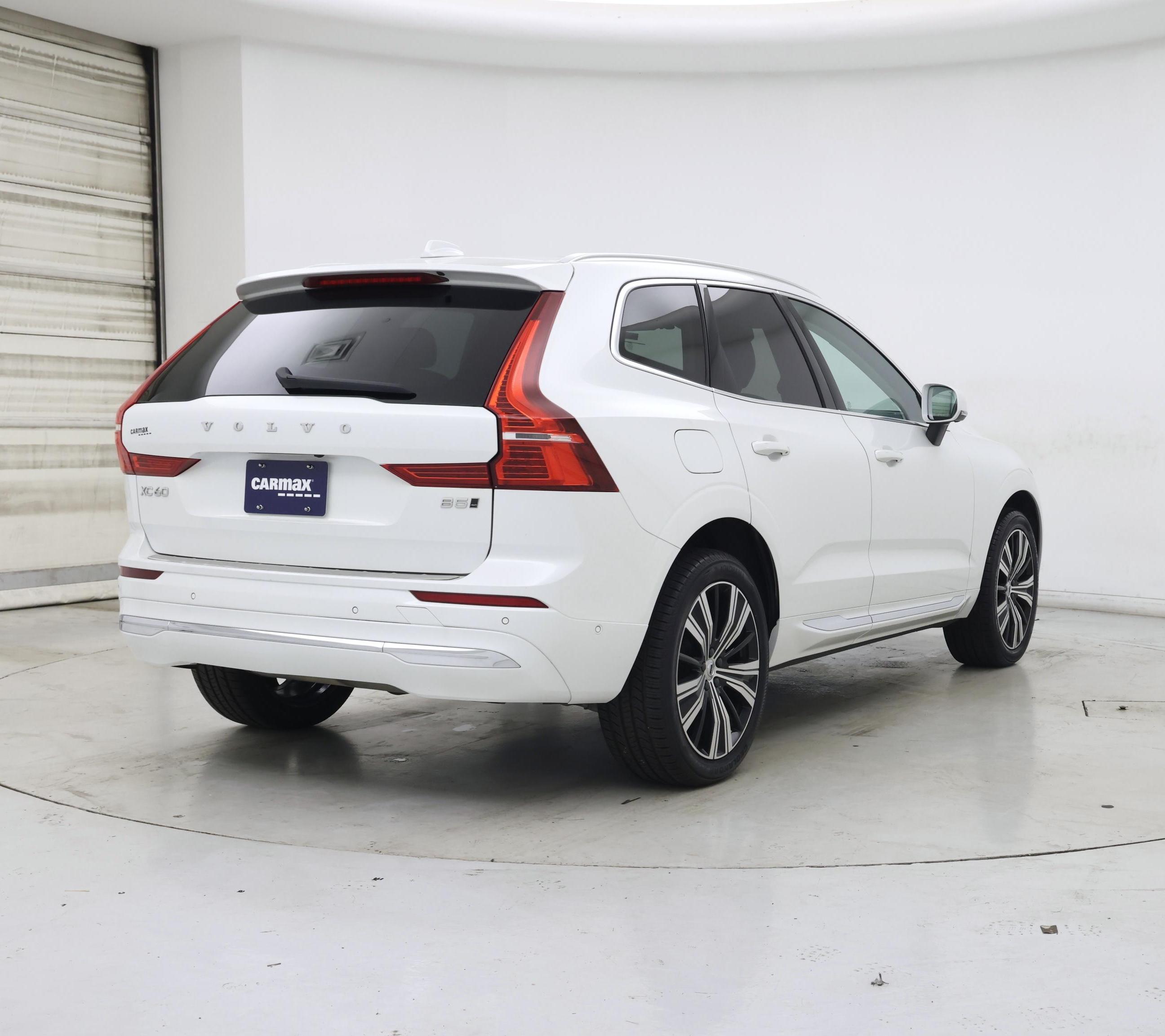 Thumbnail: 2022 Volvo XC60 - 8