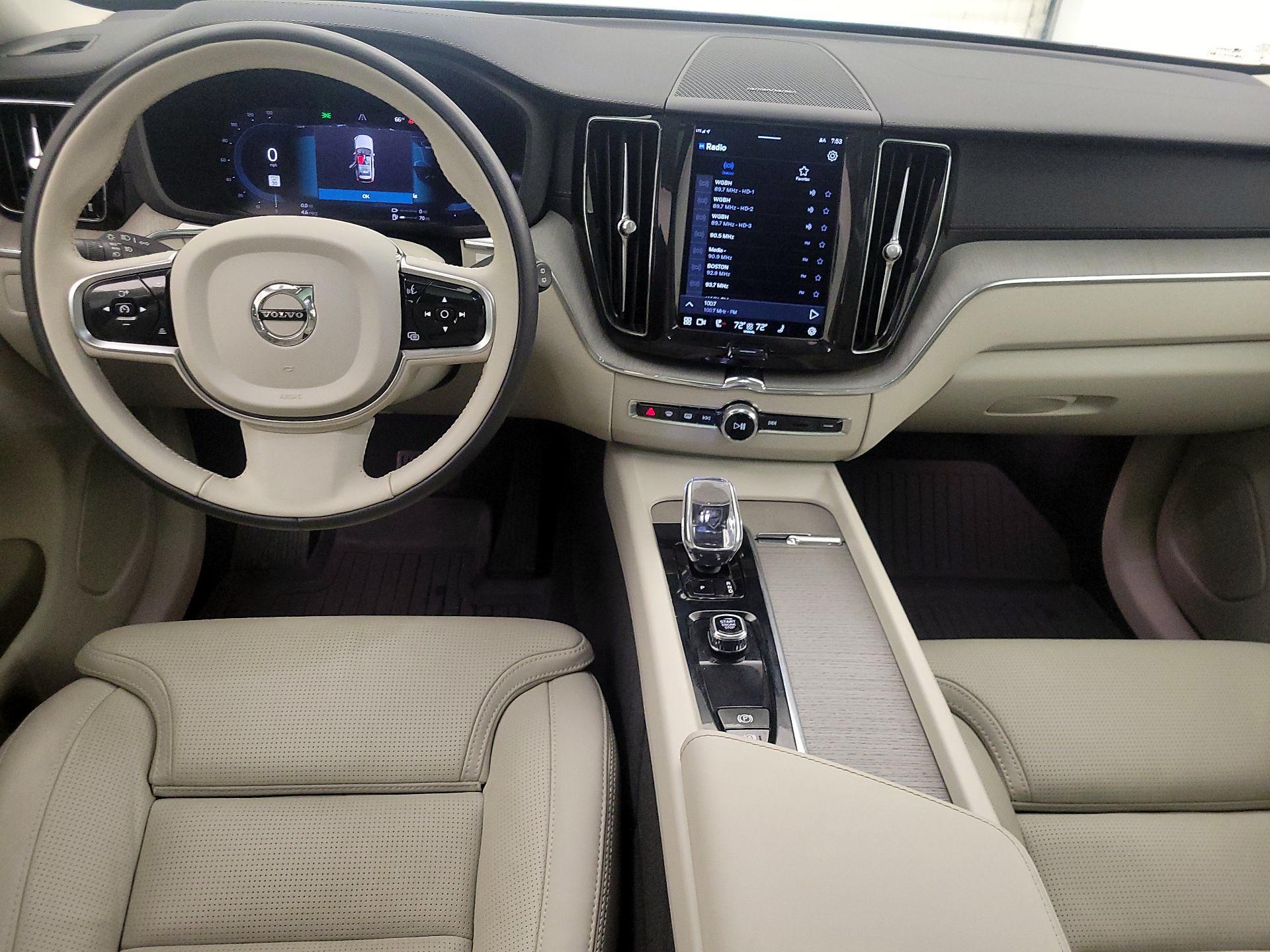 Thumbnail: 2023 Volvo XC60 - 9