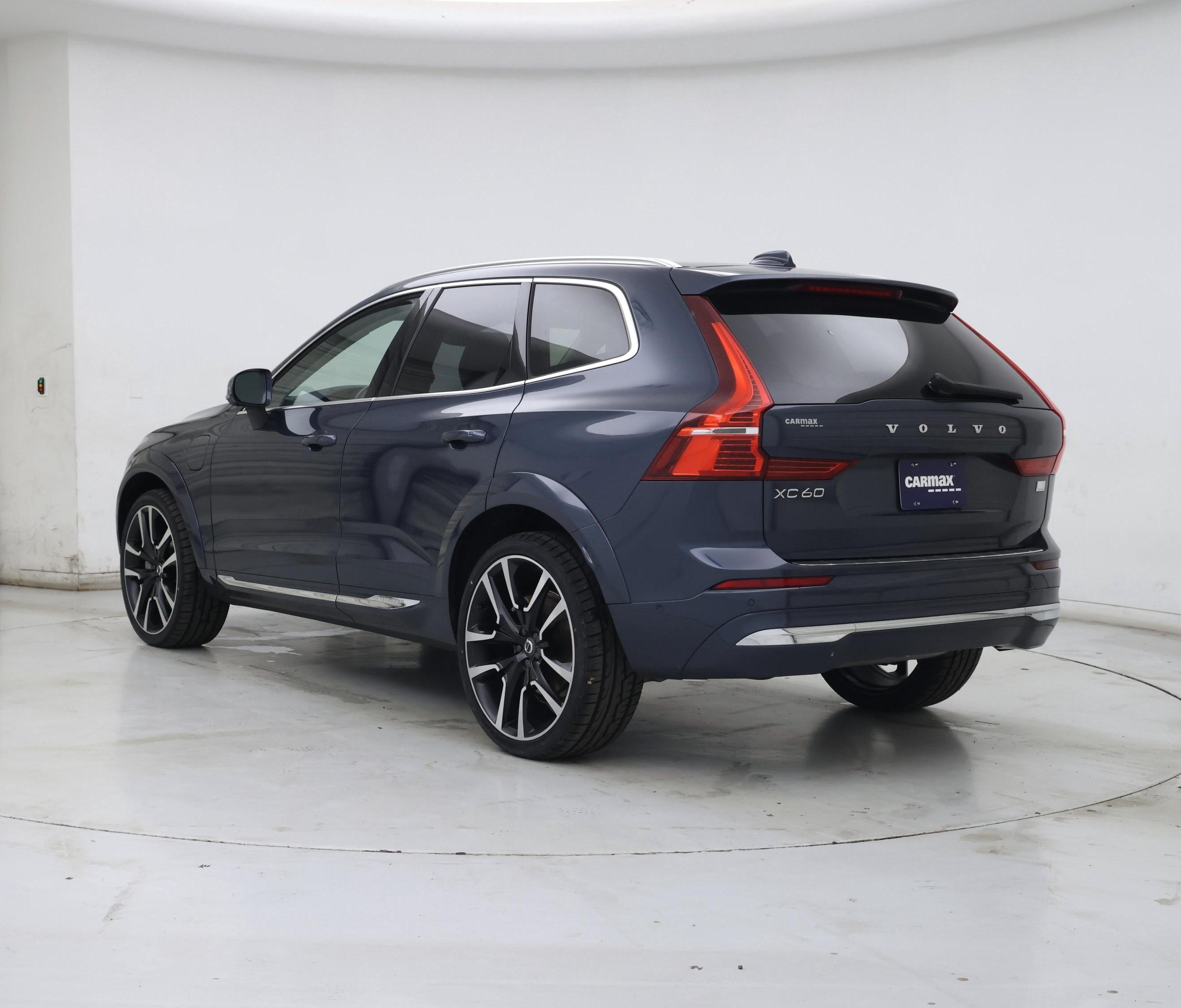 Thumbnail: 2023 Volvo XC60 - 2