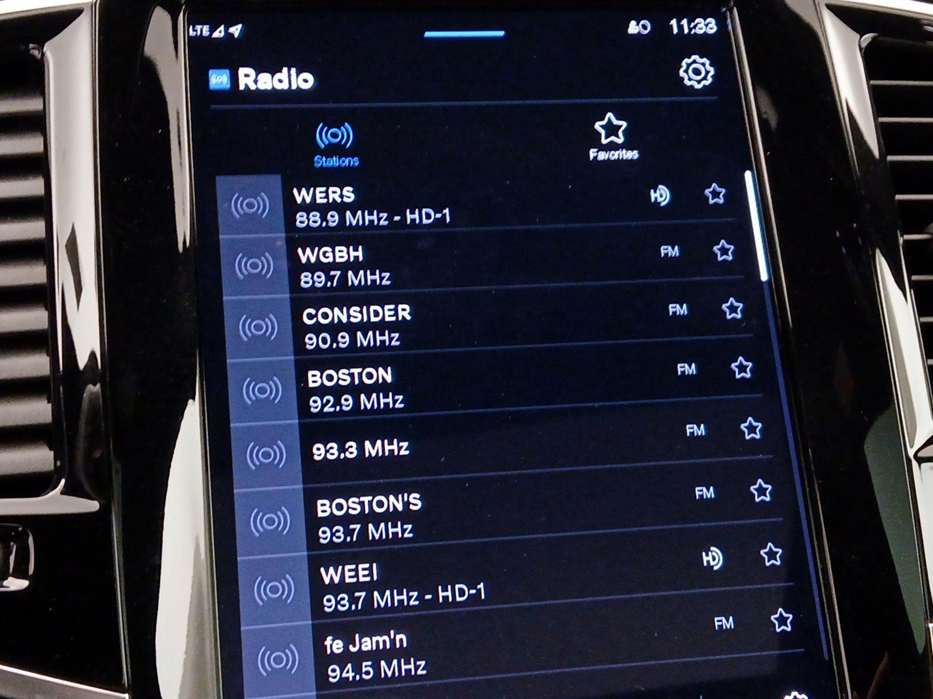 Thumbnail: 2023 Volvo XC90 - 15