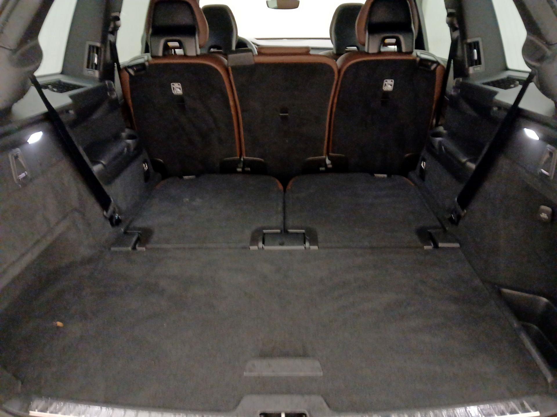 Thumbnail: 2023 Volvo XC90 - 20