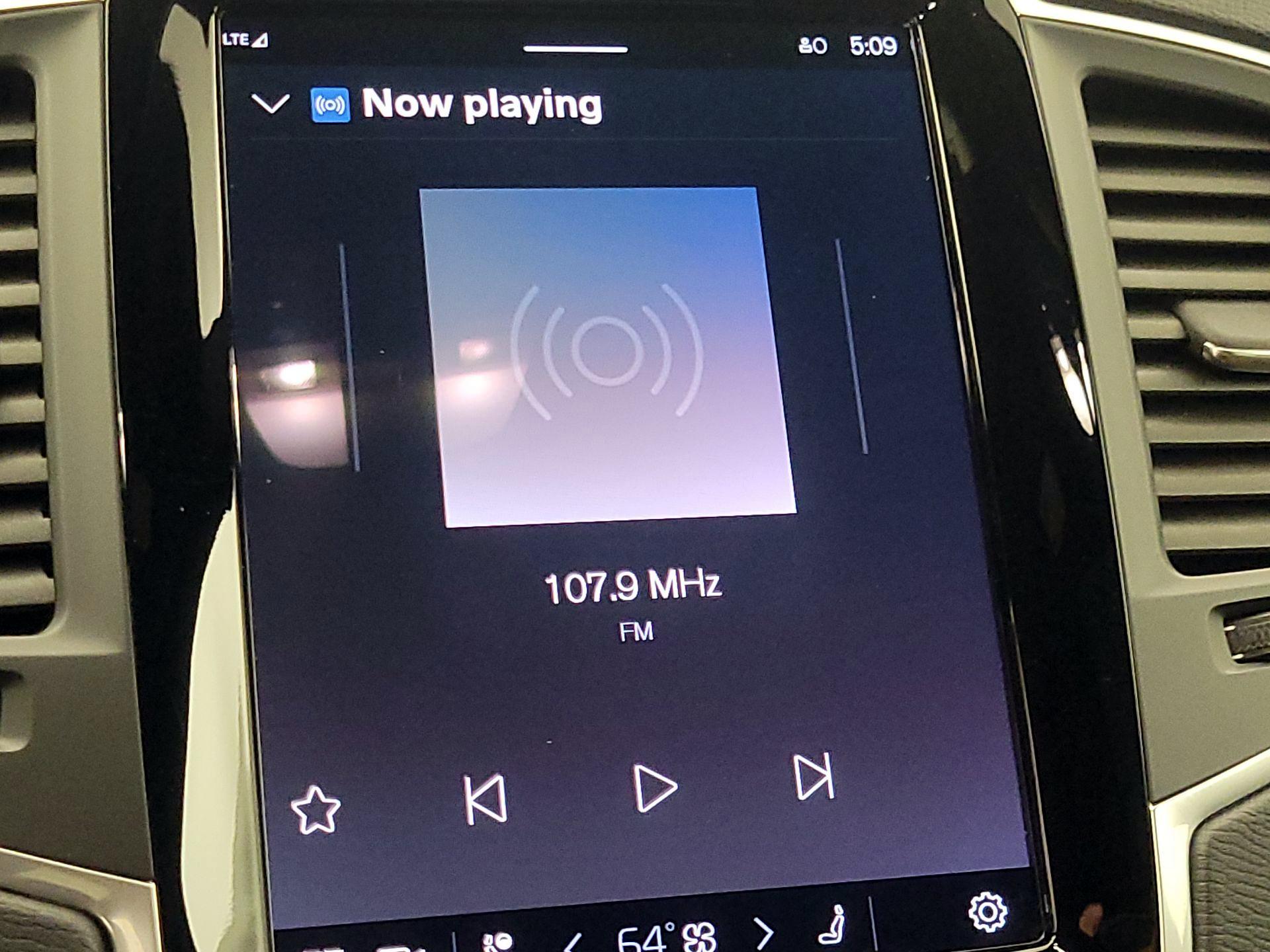 Thumbnail: 2024 Volvo XC90 - 15