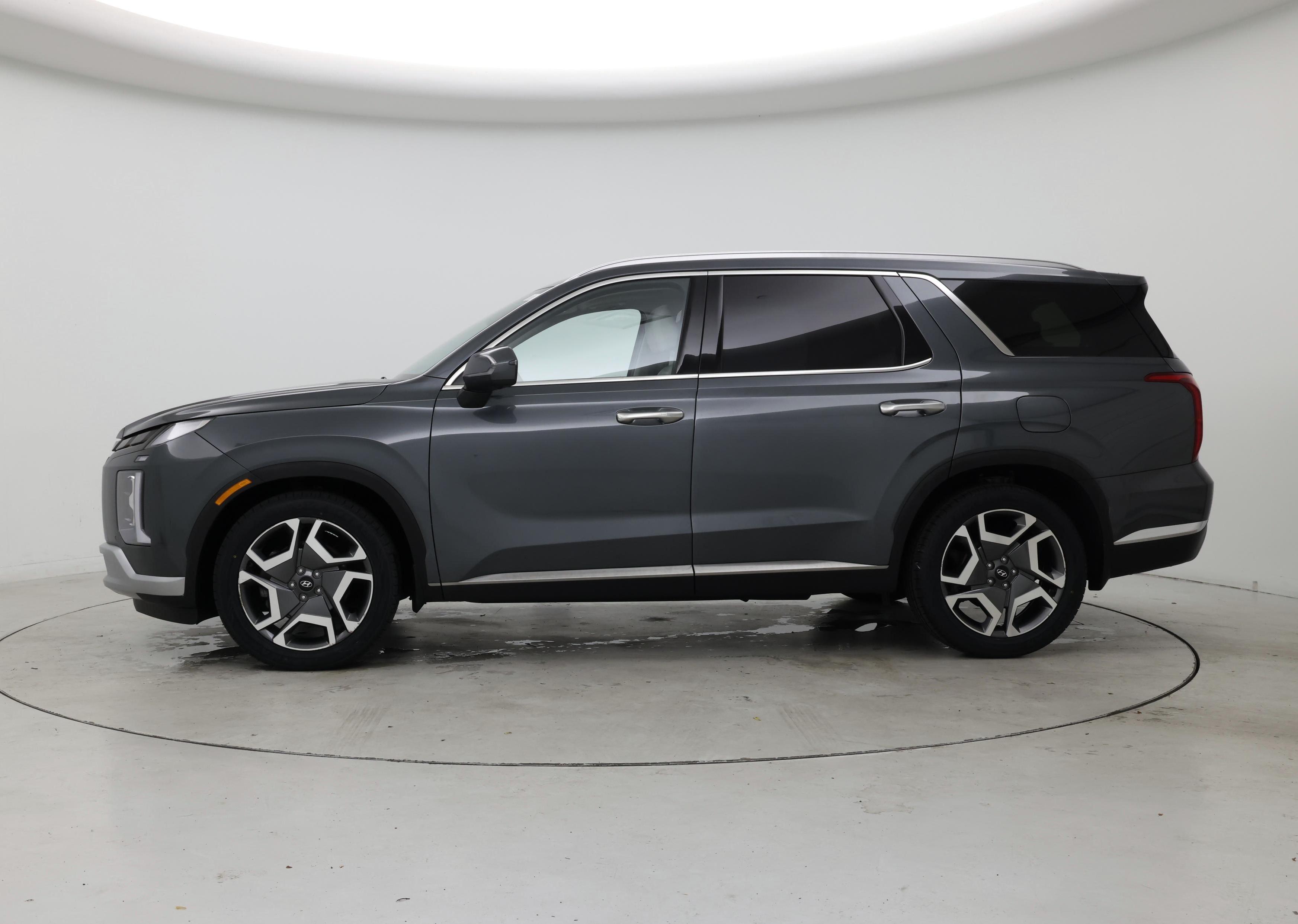 Thumbnail: 2023 Hyundai Palisade - 3