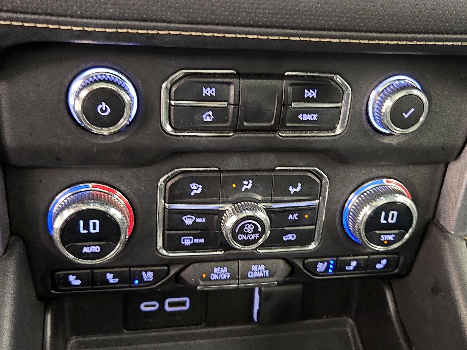 Thumbnail: 2023 GMC Yukon - 17