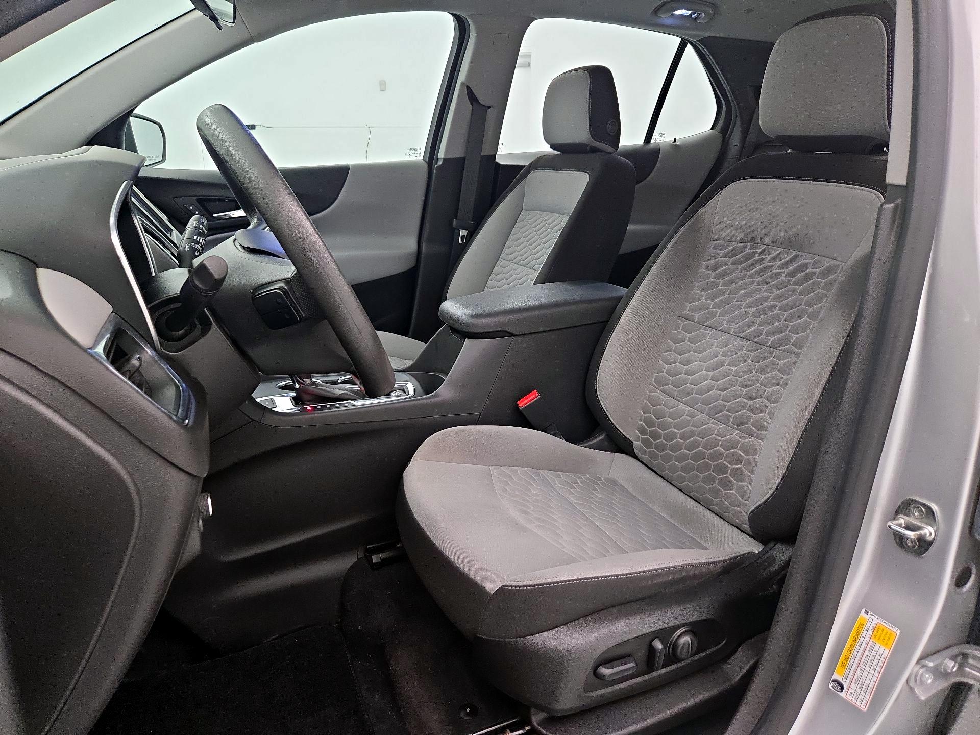 Thumbnail: 2021 Chevrolet Equinox - 11