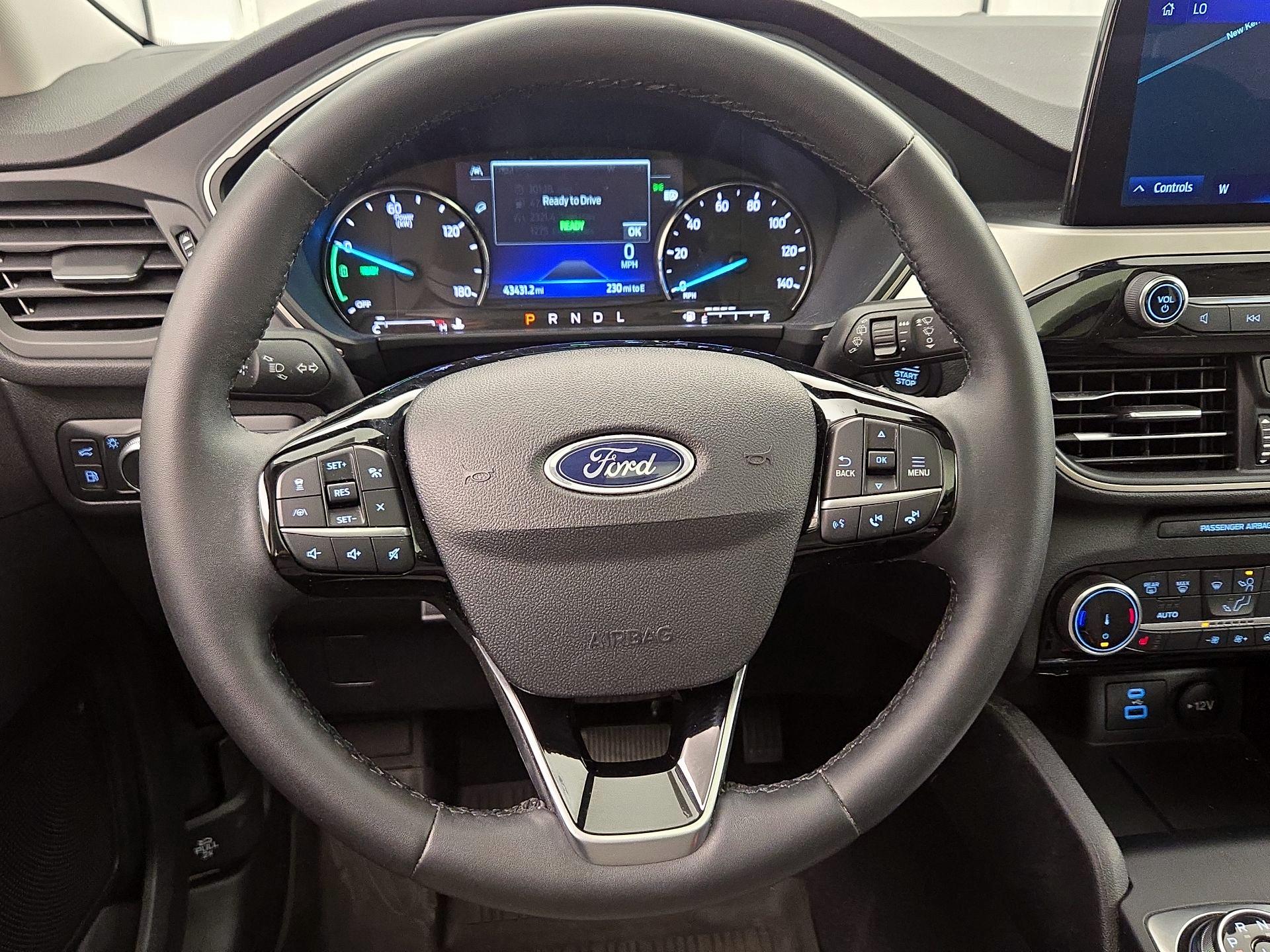Thumbnail: 2022 Ford Escape - 10