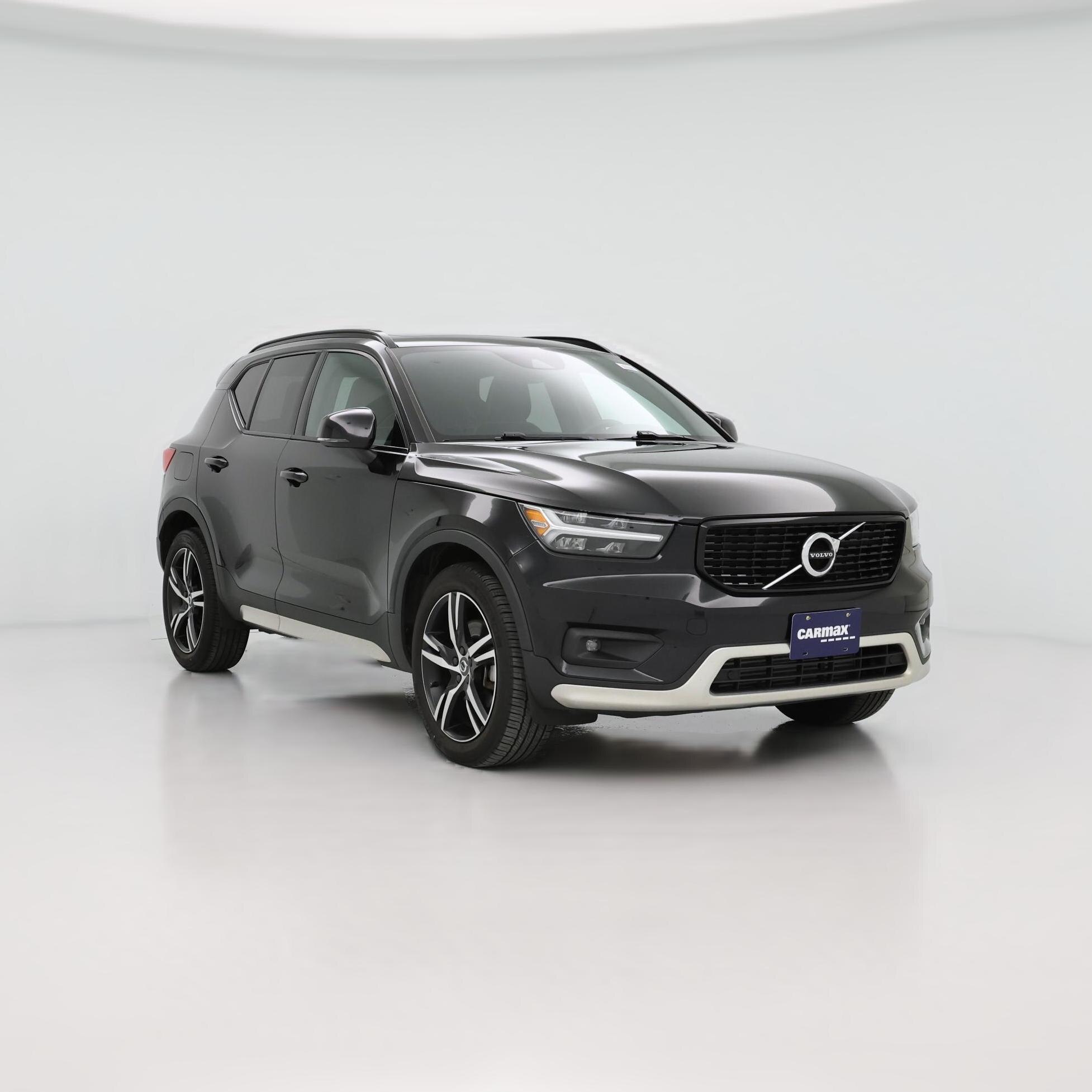 Thumbnail: 2021 Volvo XC40 - 1