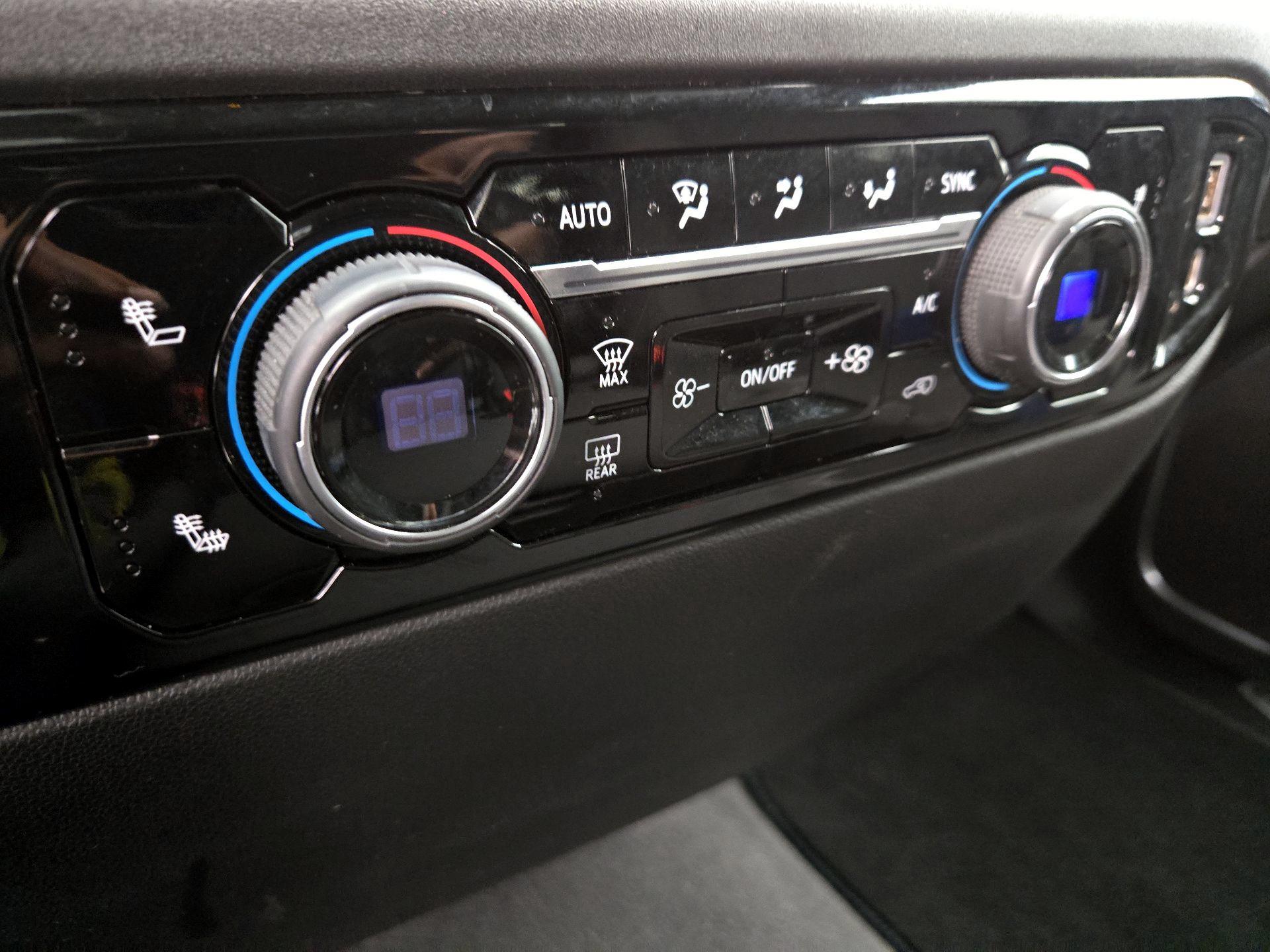 Thumbnail: 2022 Chevrolet Silverado 1500 - 16