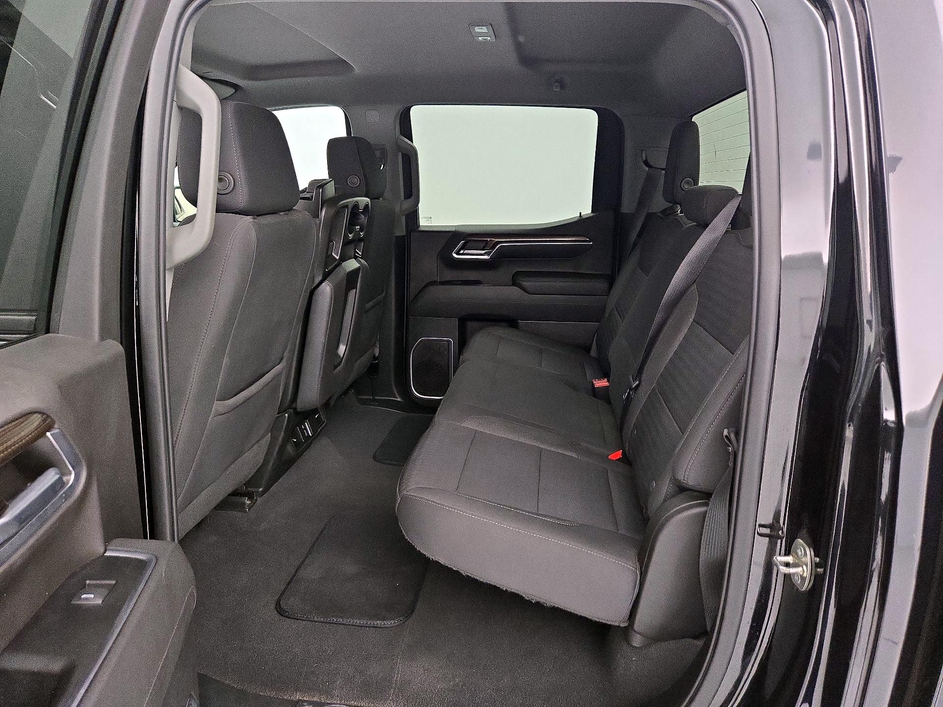 Thumbnail: 2022 Chevrolet Silverado 1500 - 19