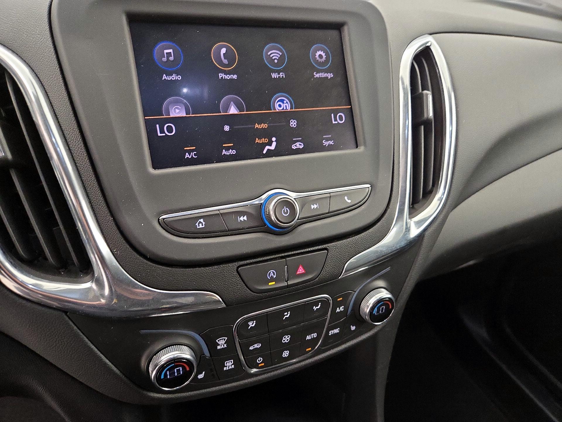 Thumbnail: 2022 Chevrolet Equinox - 16