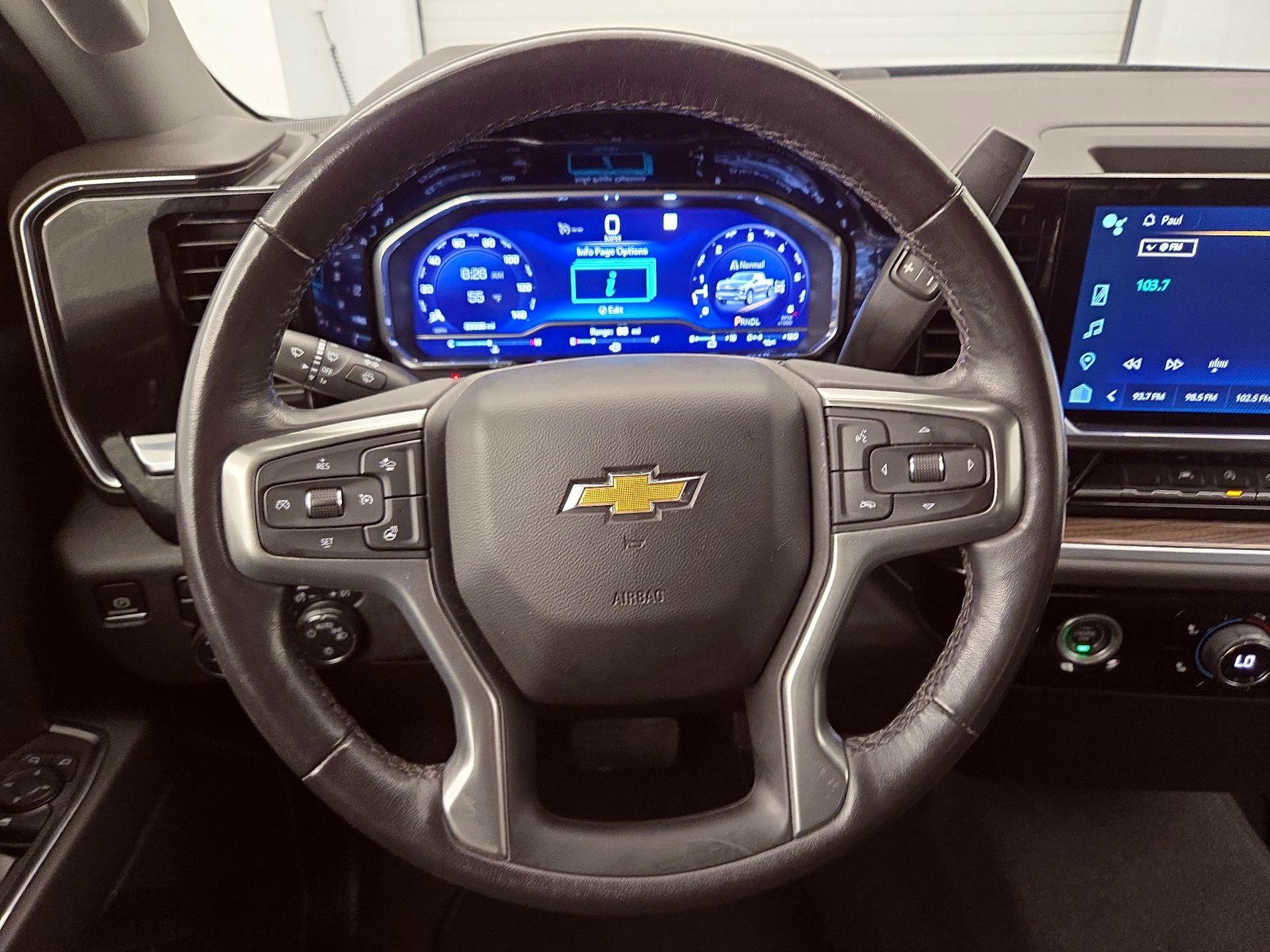 Thumbnail: 2022 Chevrolet Silverado 1500 - 10