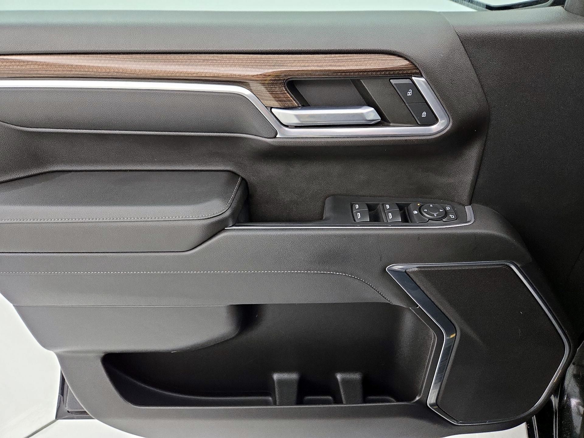 Thumbnail: 2022 Chevrolet Silverado 1500 - 12