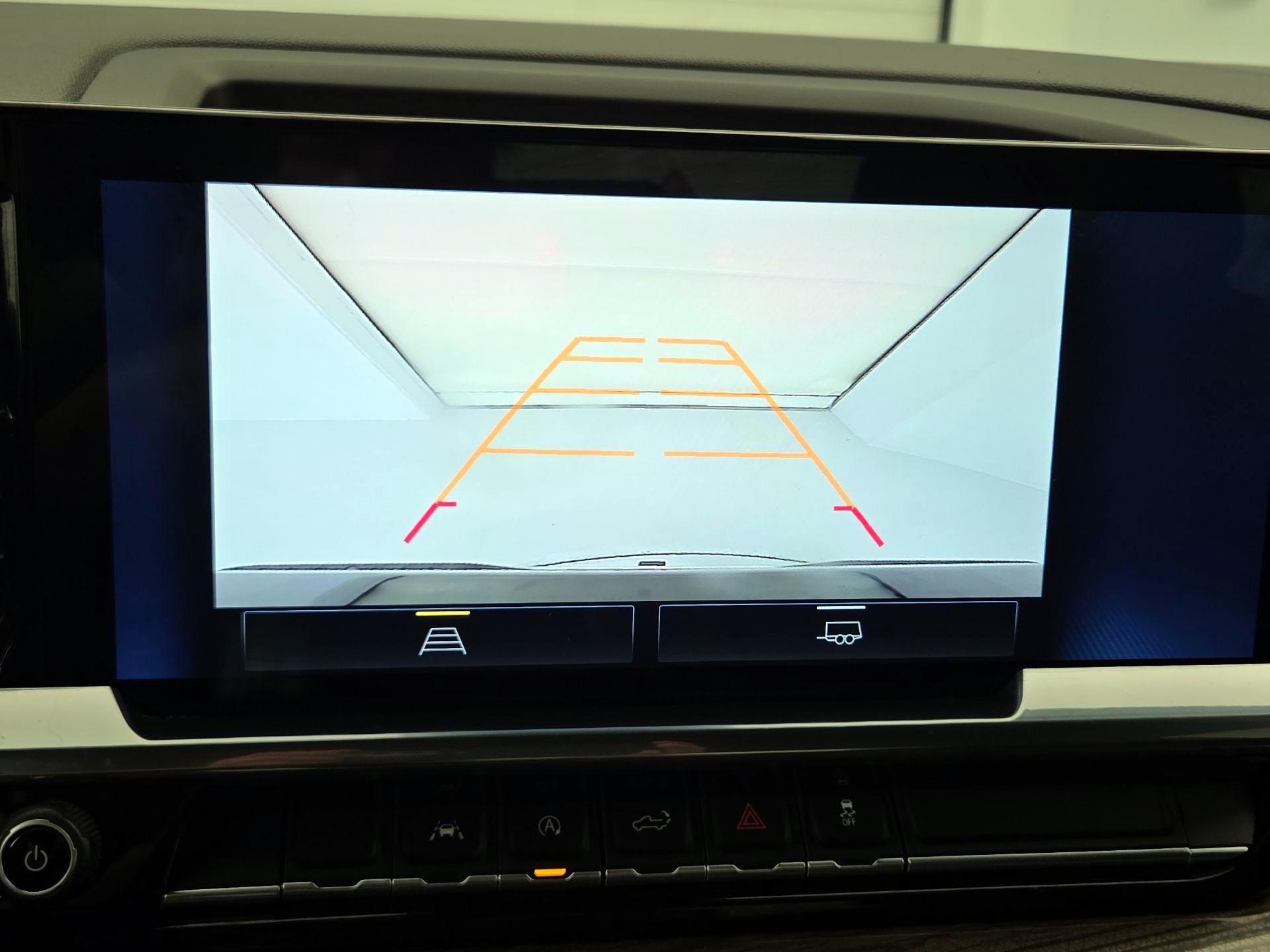 Thumbnail: 2022 Chevrolet Silverado 1500 - 15