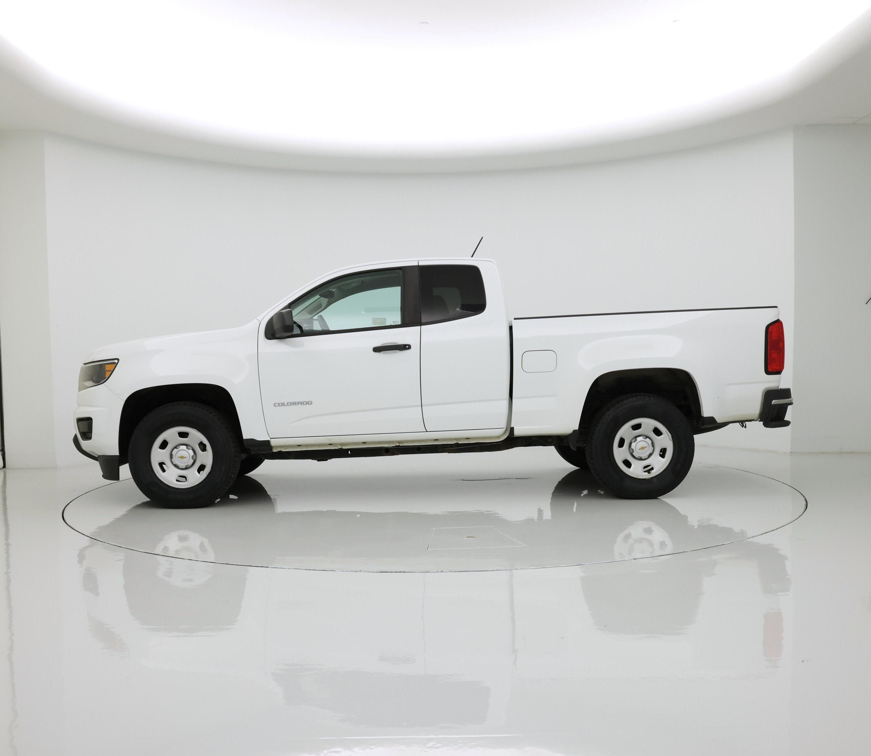 Thumbnail: 2020 Chevrolet Colorado - 3