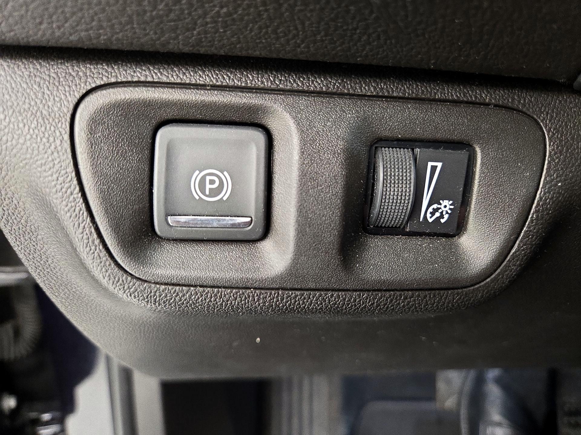 Thumbnail: 2022 GMC Acadia - 13