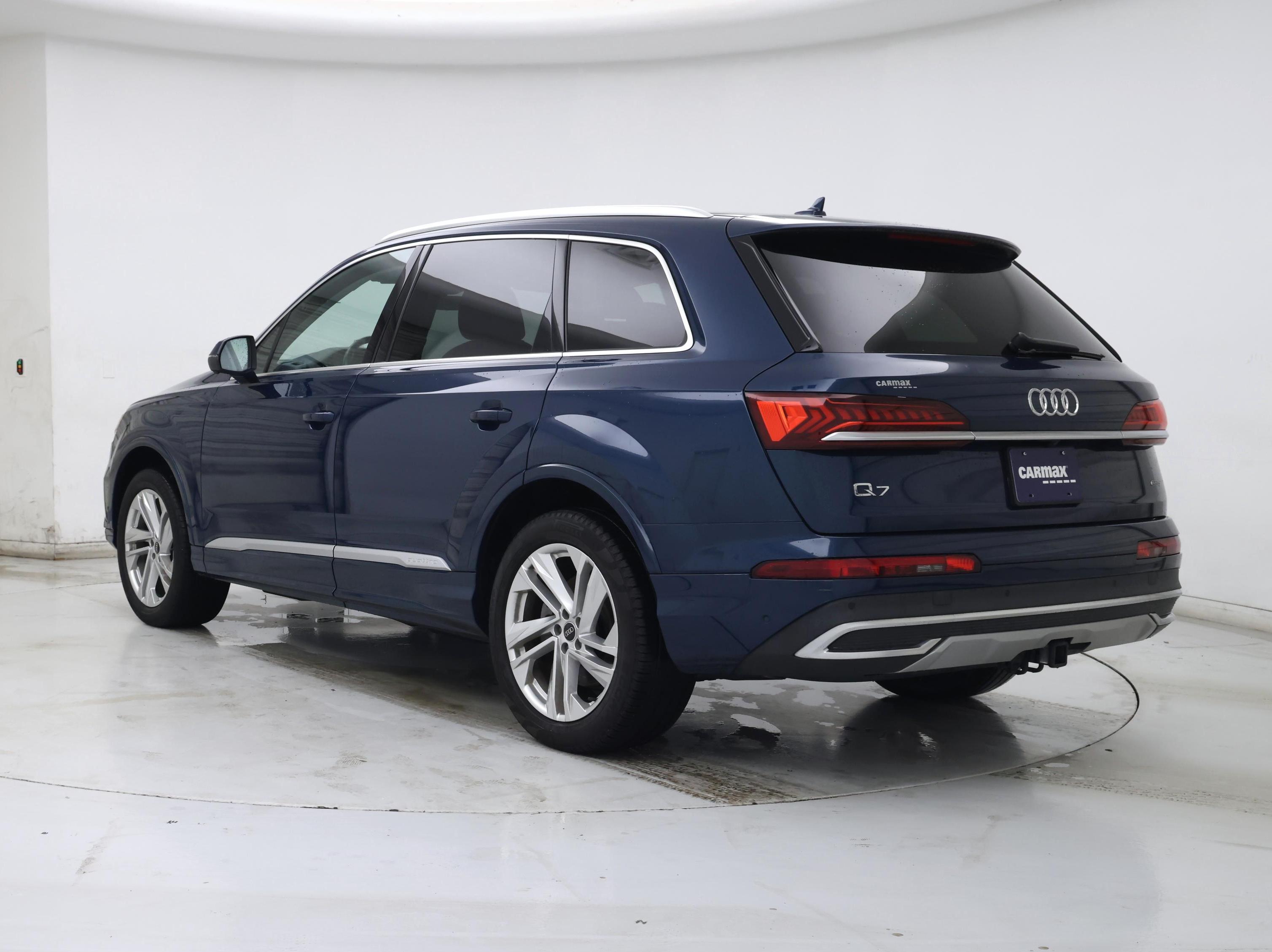 Thumbnail: 2021 Audi Q7 - 2