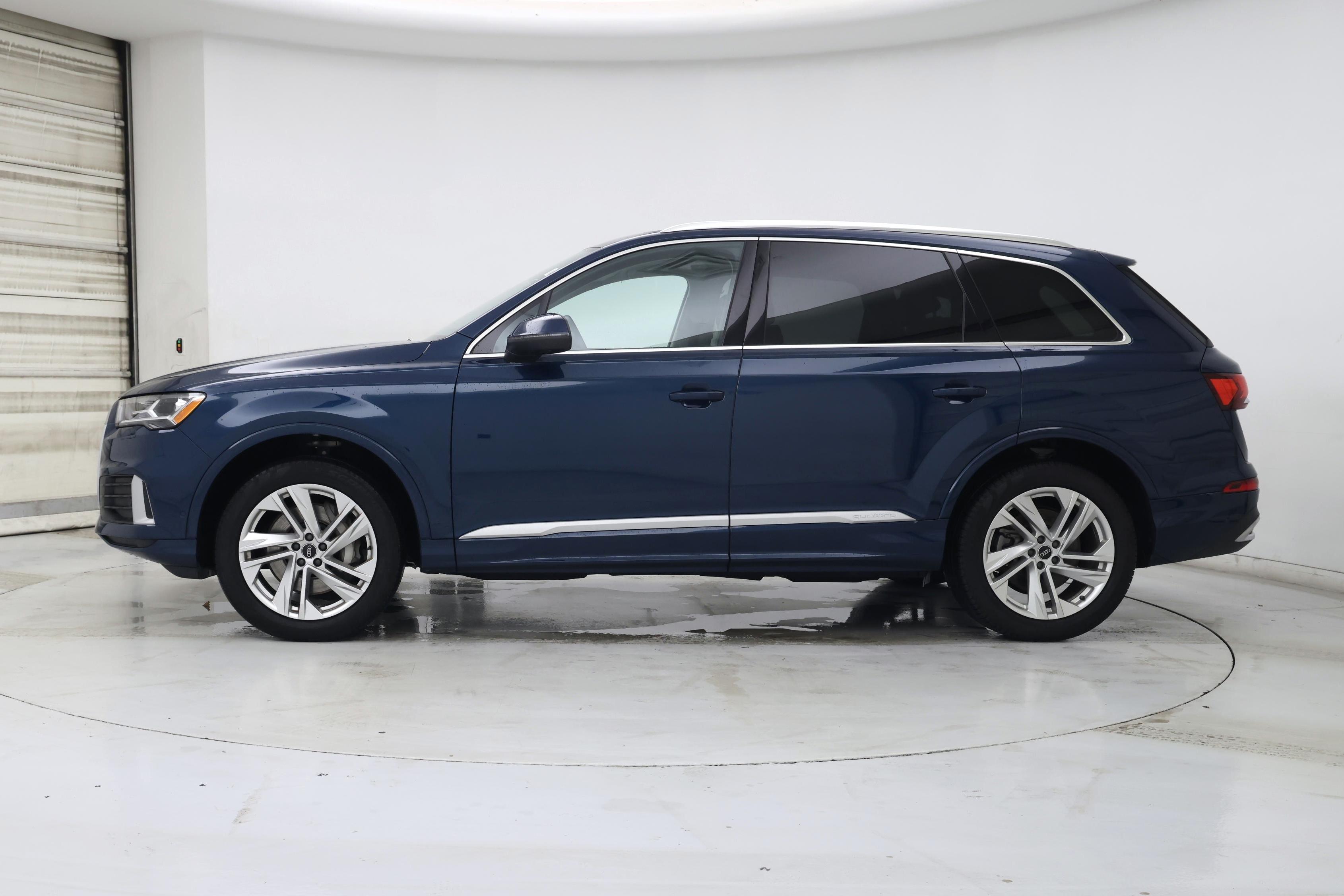 Thumbnail: 2021 Audi Q7 - 3