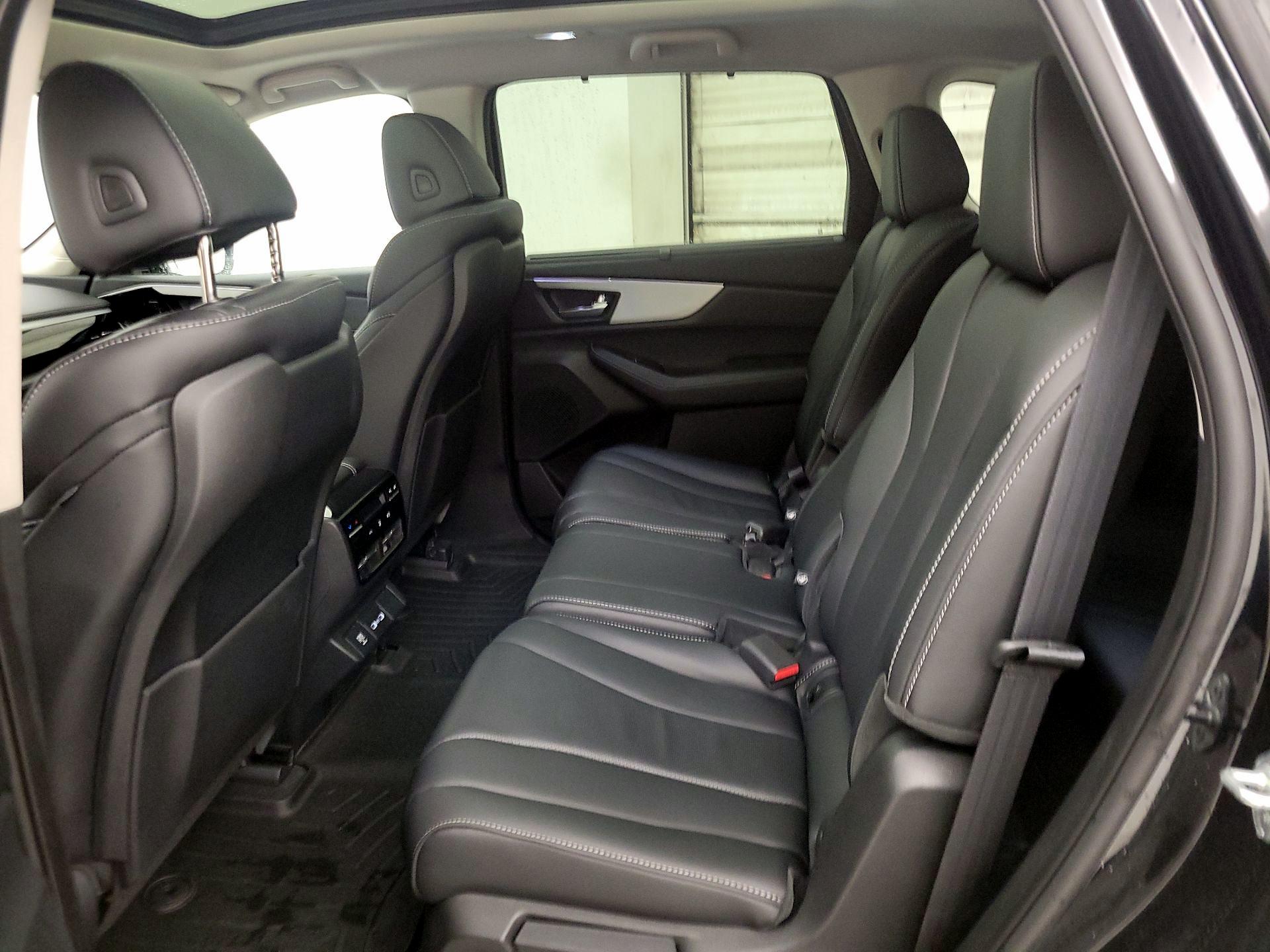 Thumbnail: 2024 Acura MDX - 20