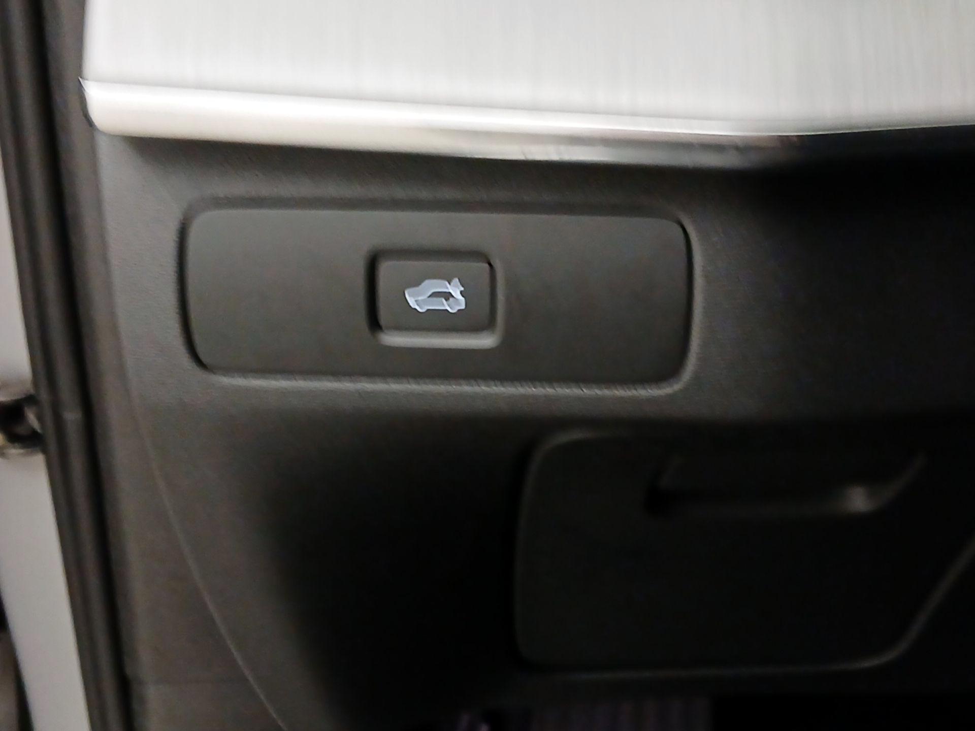 Thumbnail: 2024 Volvo XC90 - 13