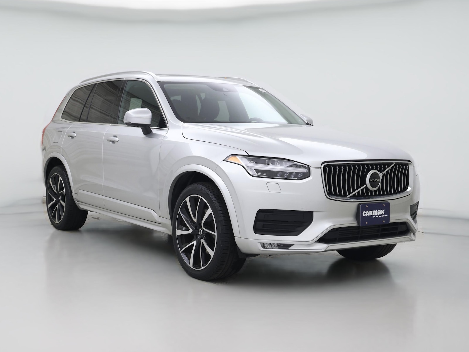 2022 Volvo XC90 Momentum