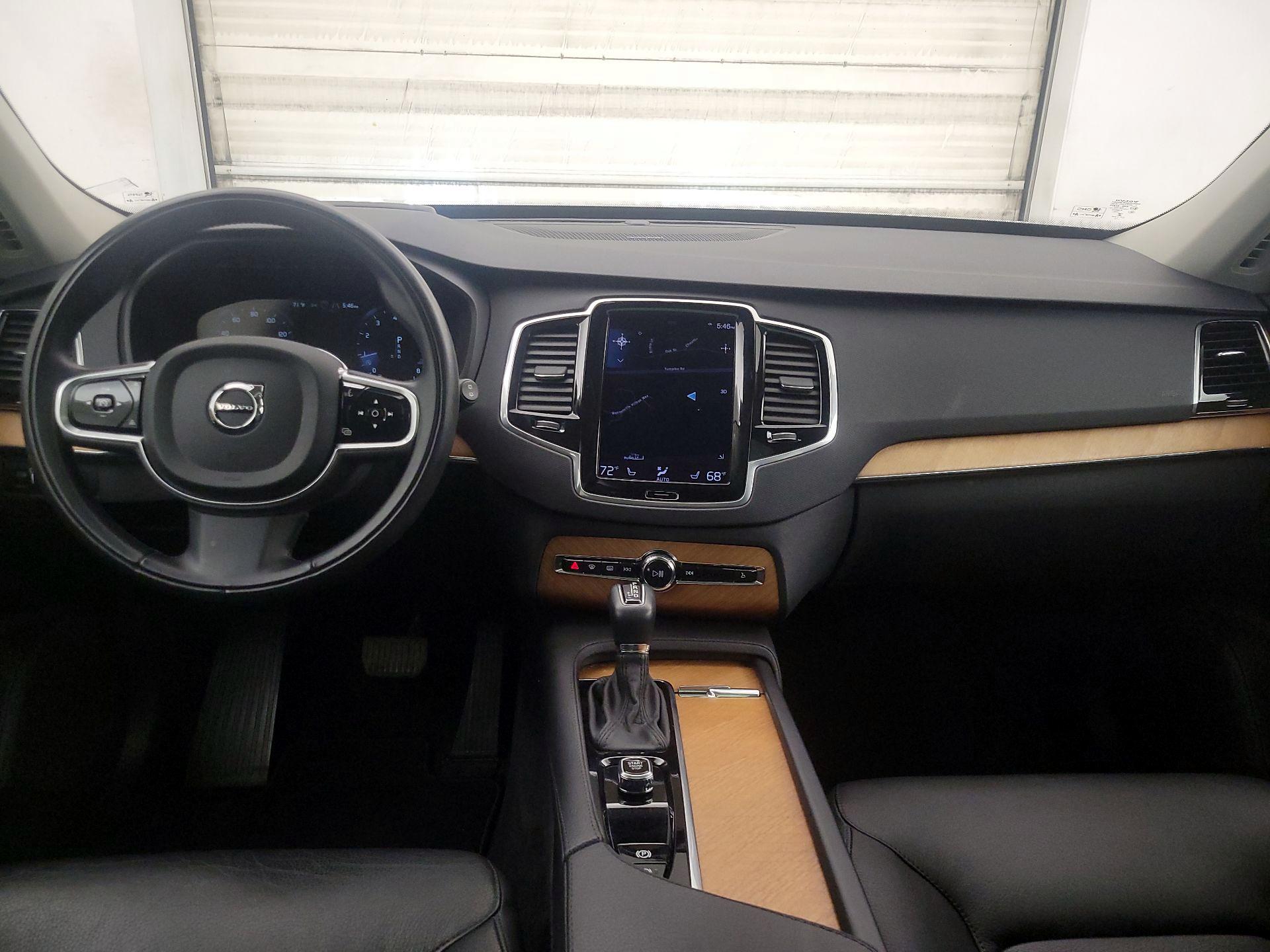 Thumbnail: 2022 Volvo XC90 - 9