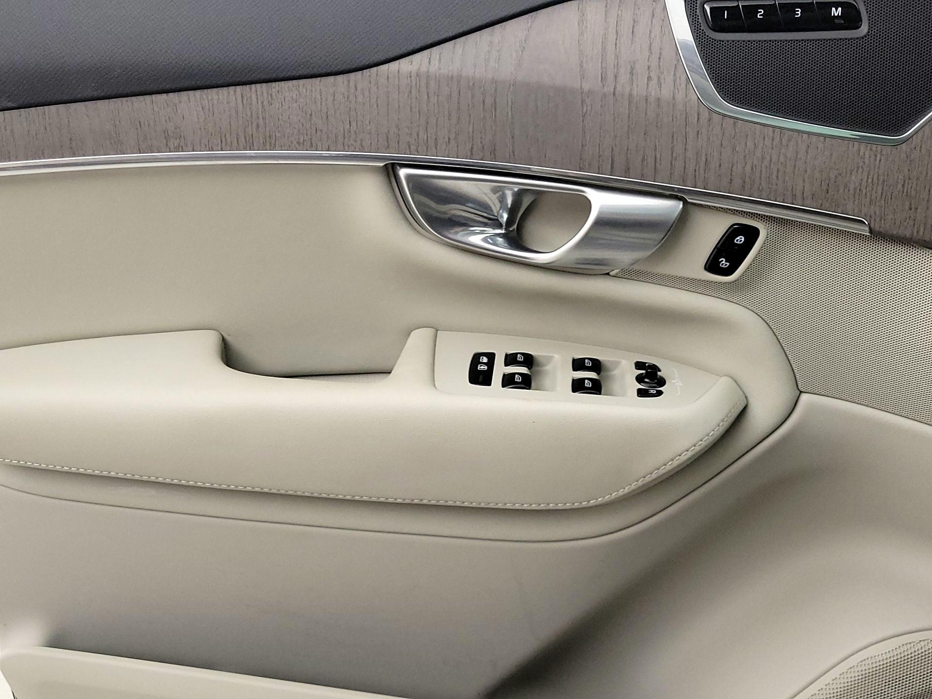 Thumbnail: 2024 Volvo XC90 - 12