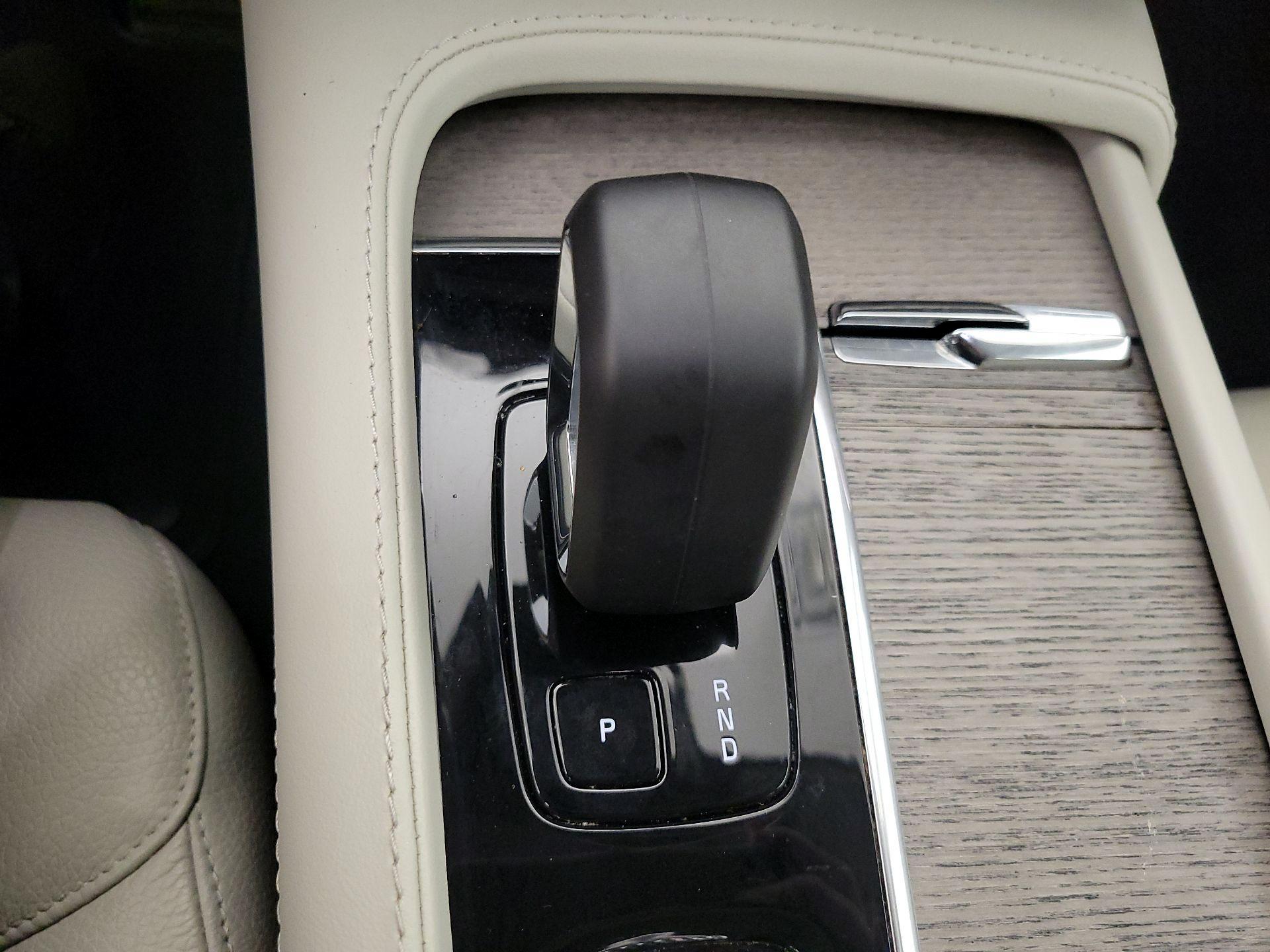 Thumbnail: 2024 Volvo XC90 - 17