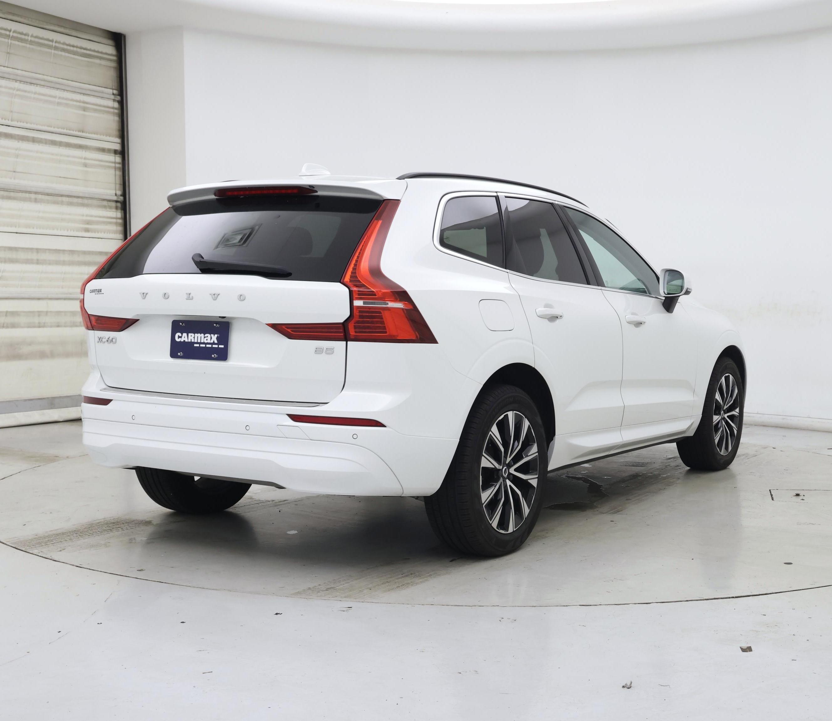 Thumbnail: 2023 Volvo XC60 - 8