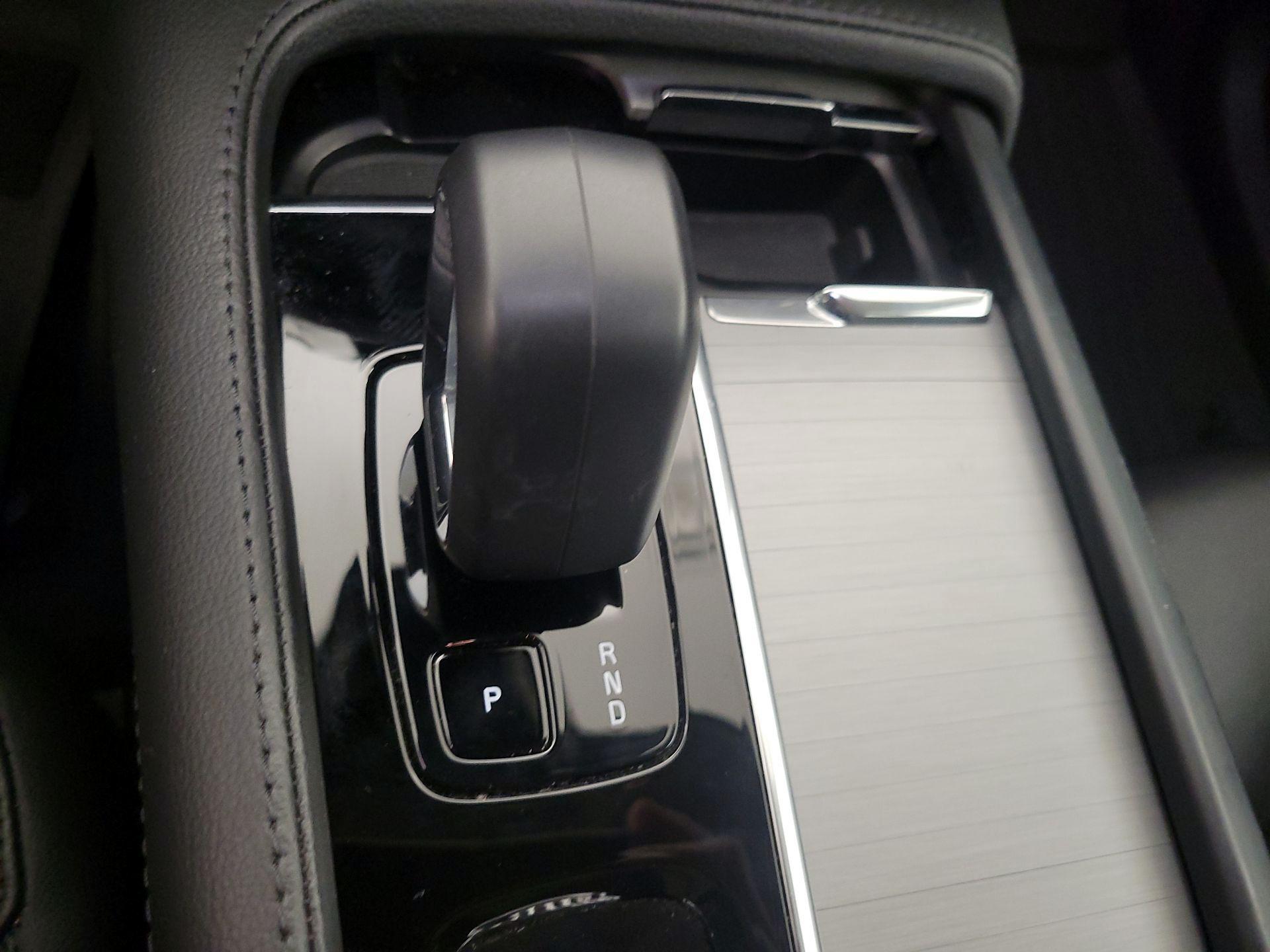 Thumbnail: 2023 Volvo XC90 - 17