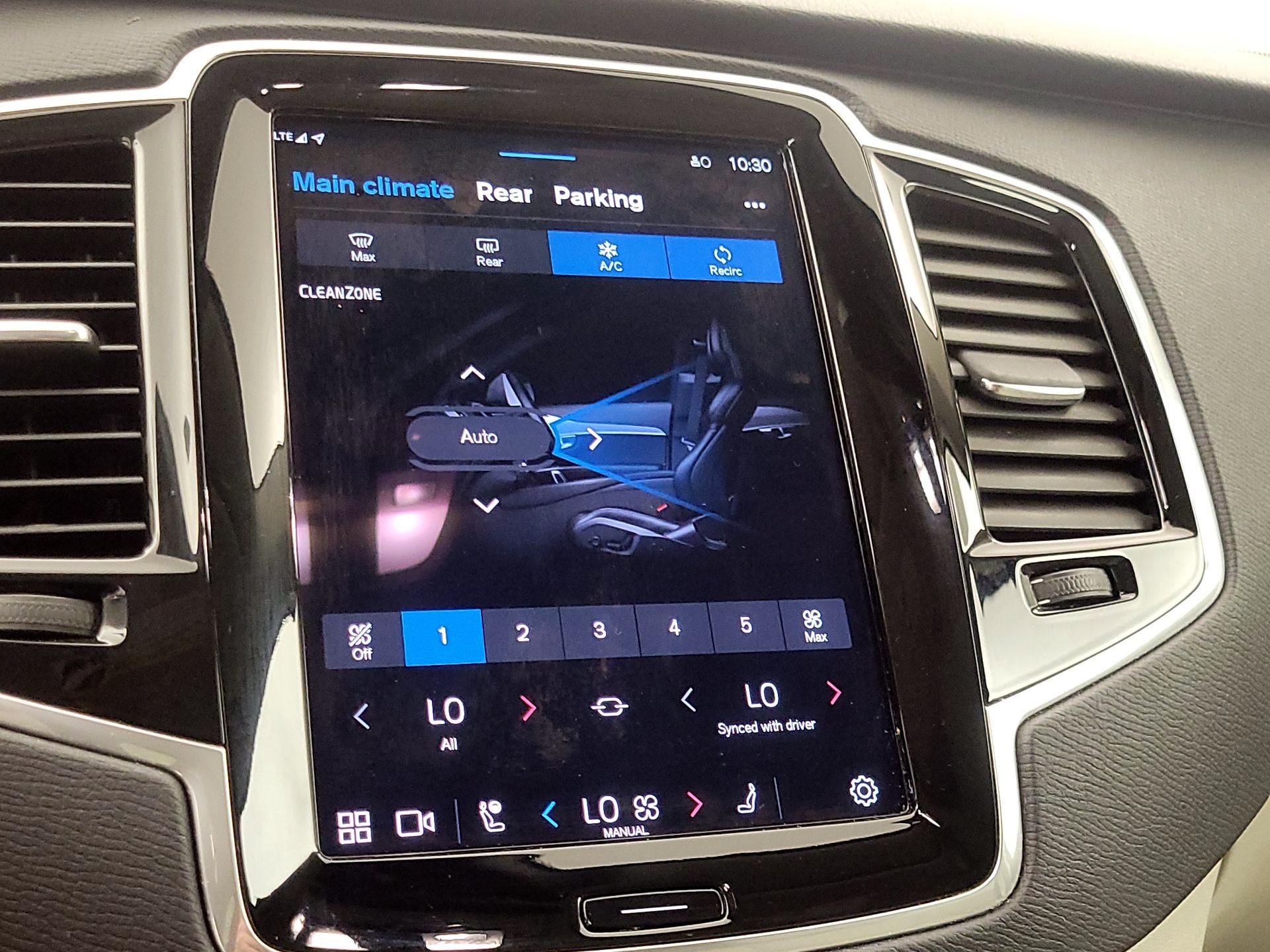 Thumbnail: 2024 Volvo XC90 - 16