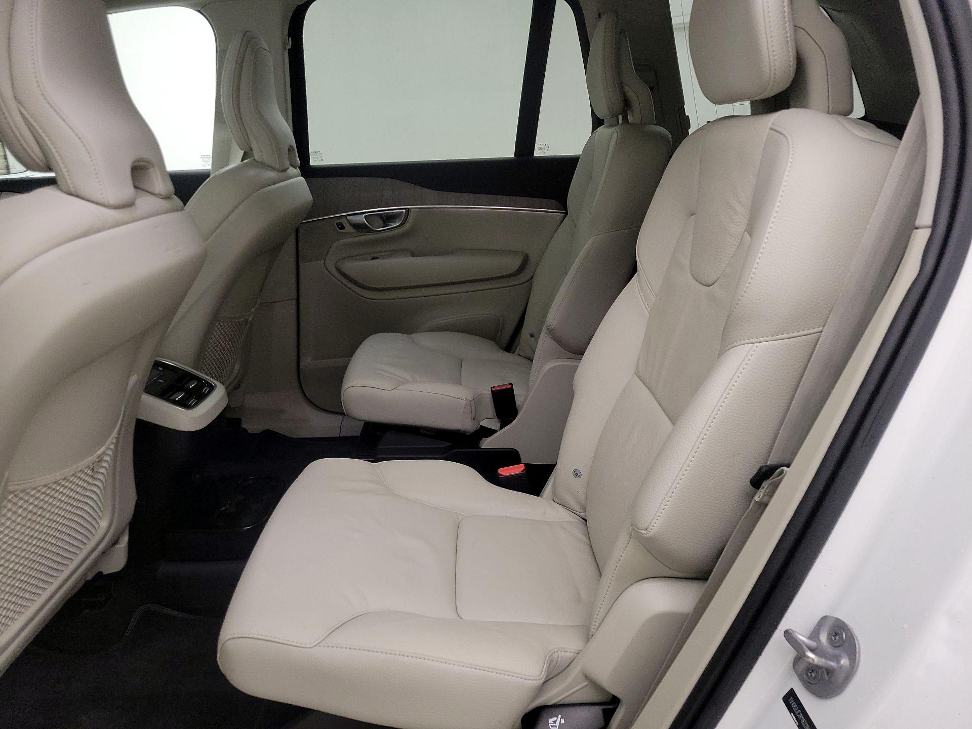 Thumbnail: 2024 Volvo XC90 - 20