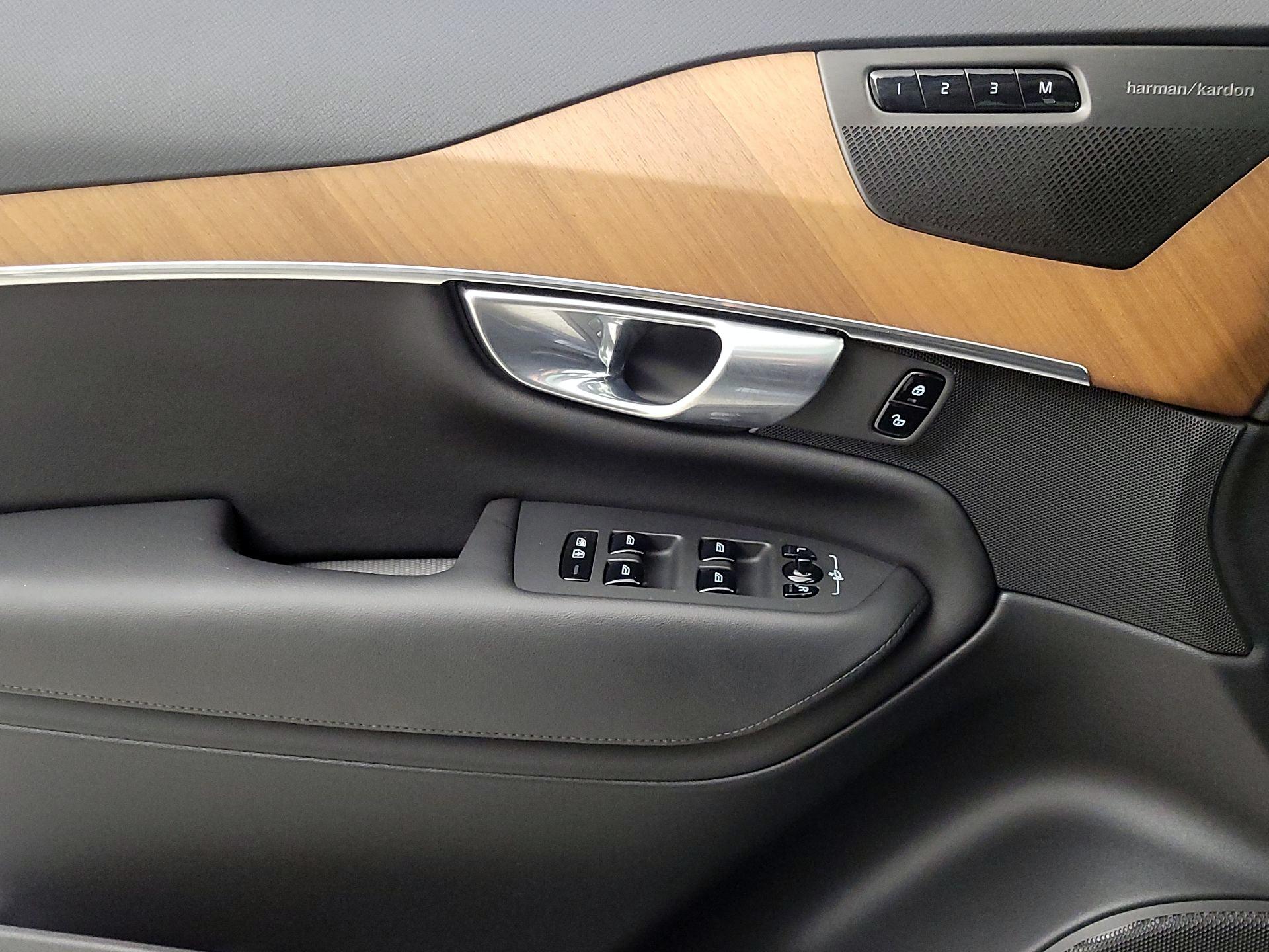 Thumbnail: 2024 Volvo XC90 - 12