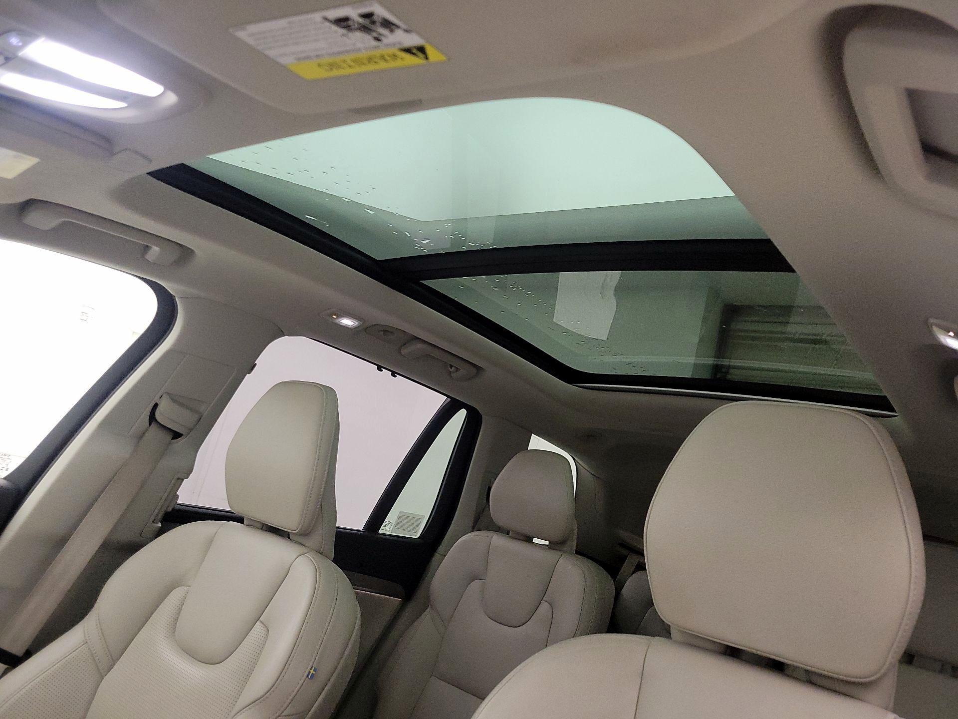 Thumbnail: 2024 Volvo XC90 - 20