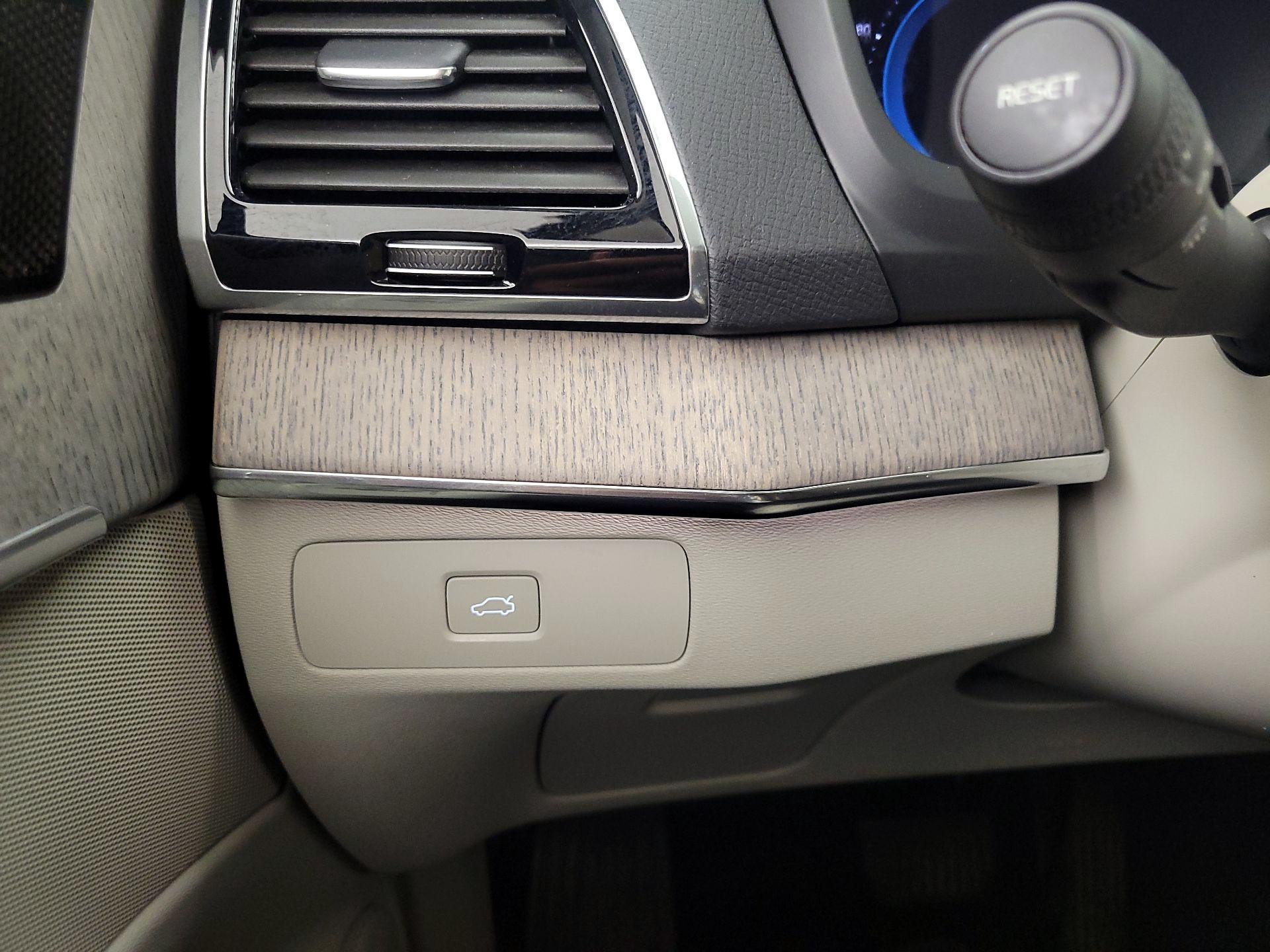 Thumbnail: 2023 Volvo XC90 - 13