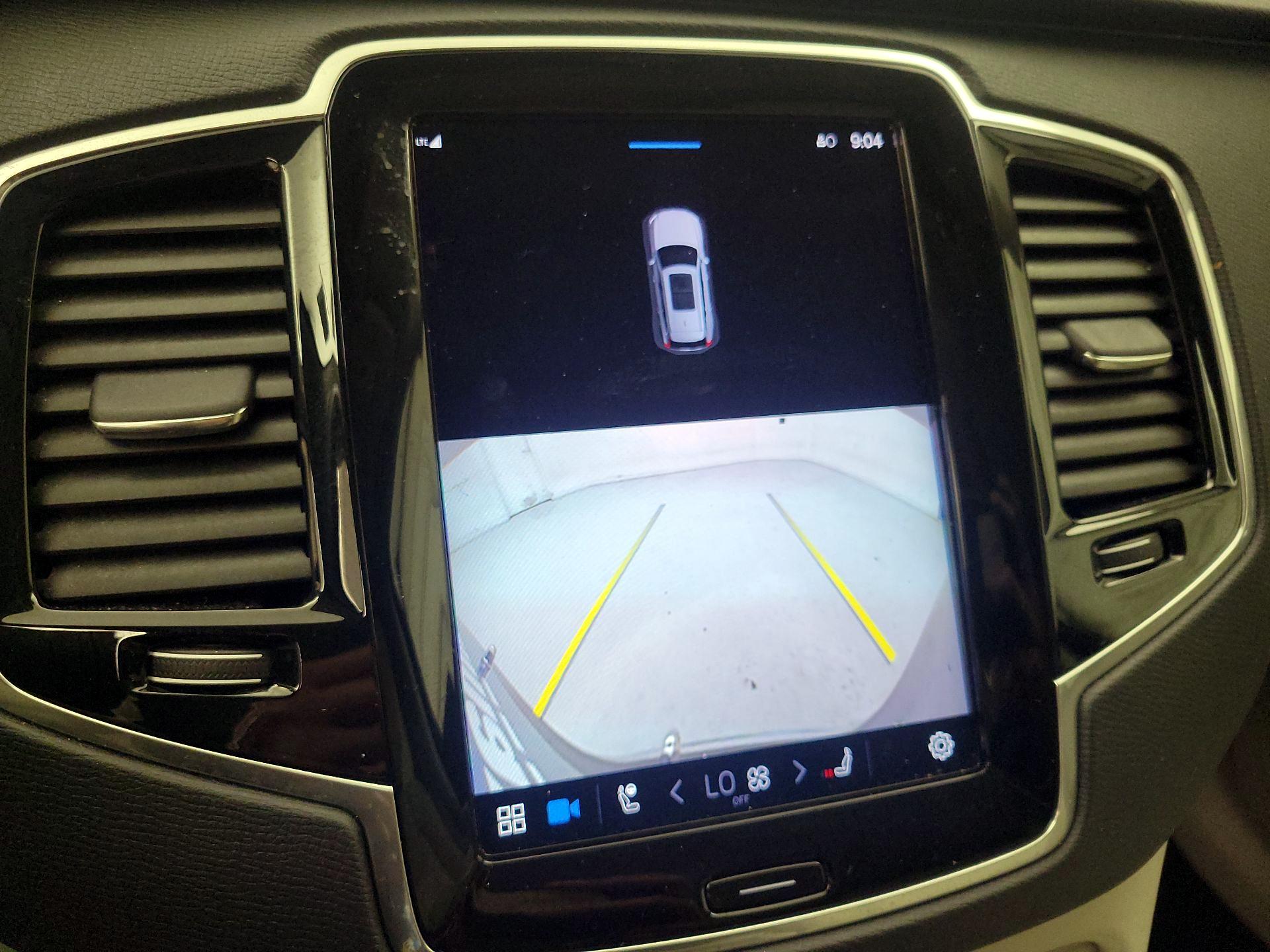 Thumbnail: 2023 Volvo XC90 - 15